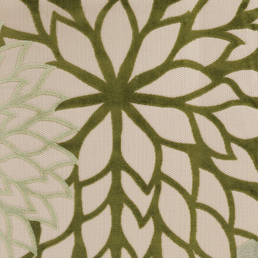 8' X 11' Ivory And Green Floral Indoor Outdoor Area Rug - Outdoor