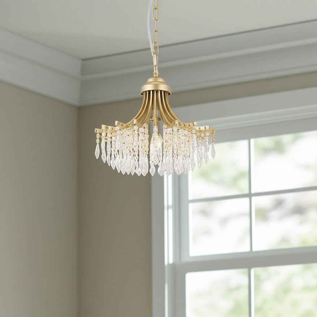 Clear And Gold Metal and Crystals Chandelier With Clear Shade