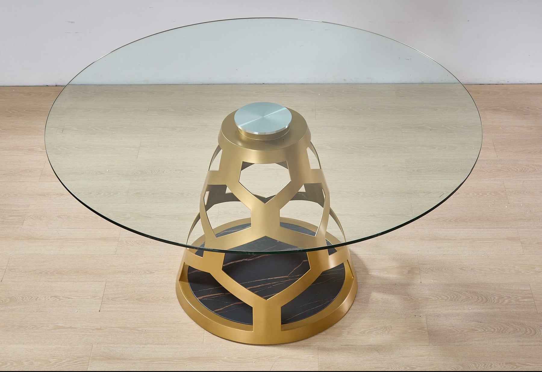 48" Clear And Gold Rounded Glass And Metal Pedestal Base Dining Table