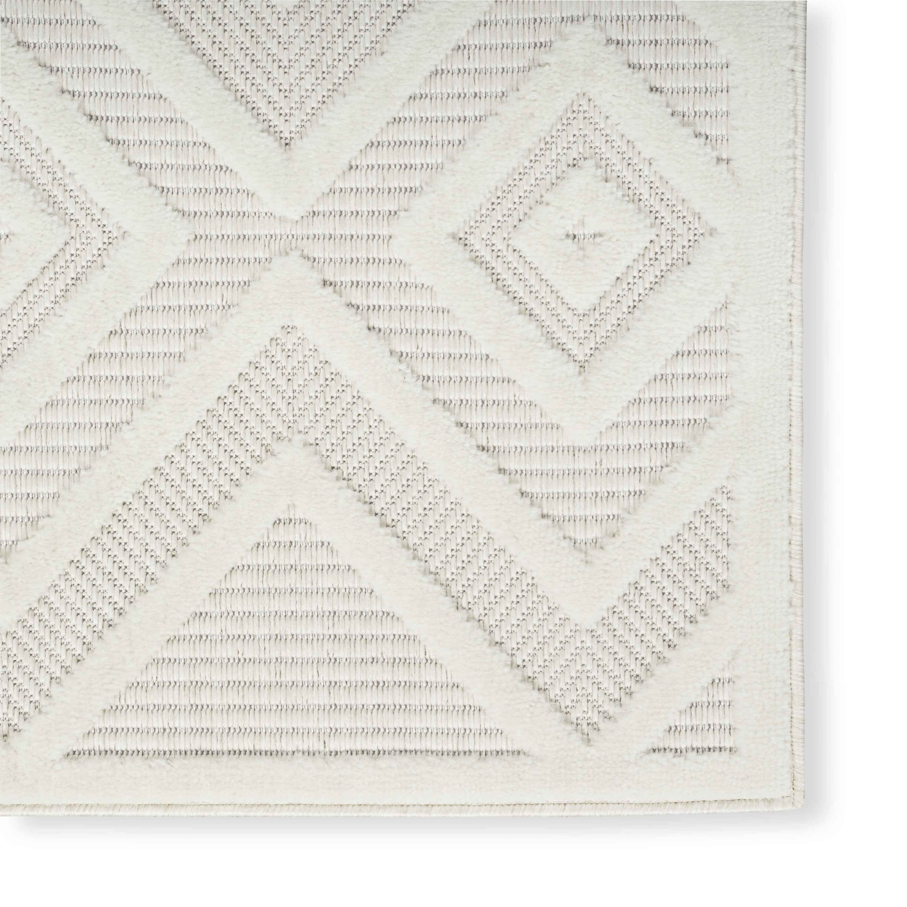 6' Ivory And White Geometric Indoor Outdoor Area Rug