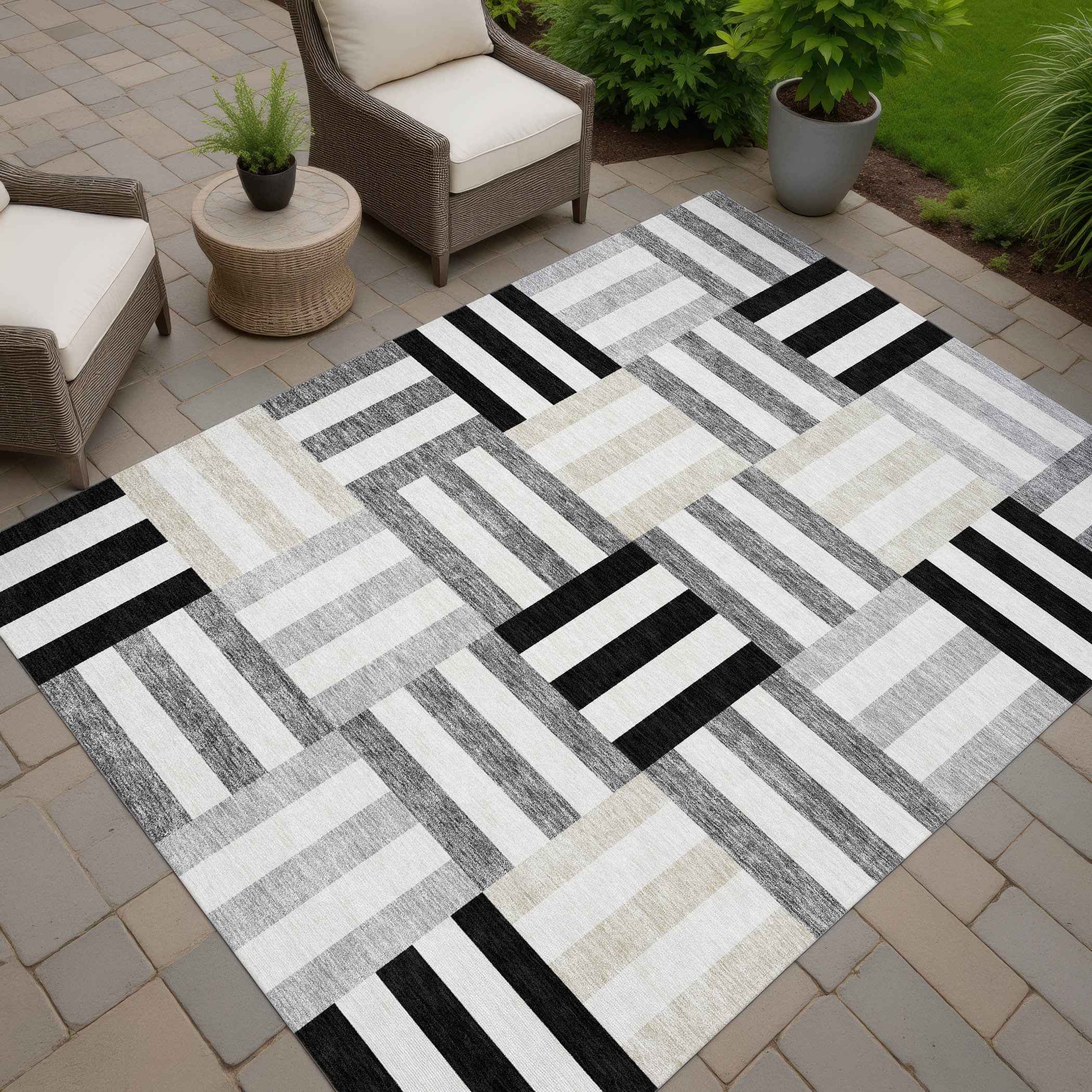 9' X 12' Black Beige And Ivory Geometric Washable Indoor Outdoor Area Rug