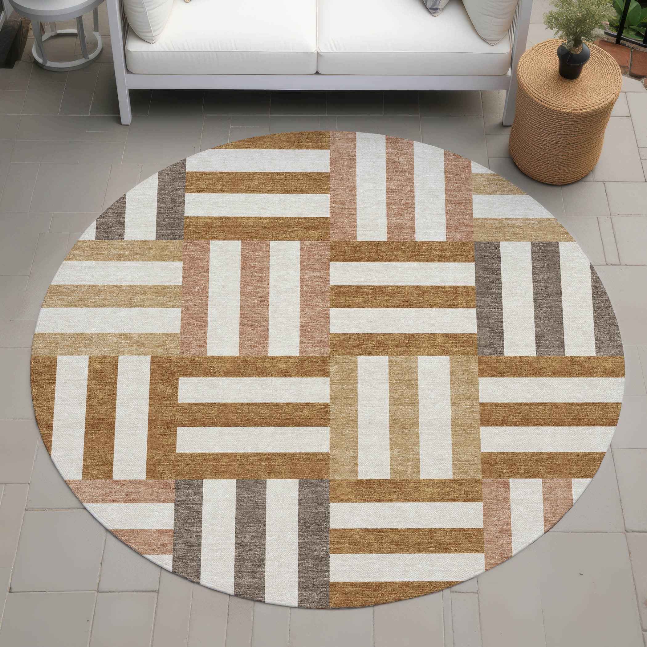 8' Chili Red Ivory And Copper Round Geometric Washable Indoor Outdoor Area Rug