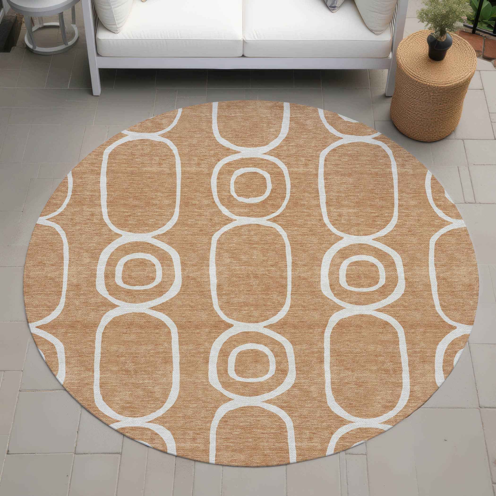 8' Rust And Ivory Round Geometric Washable Indoor Outdoor Area Rug