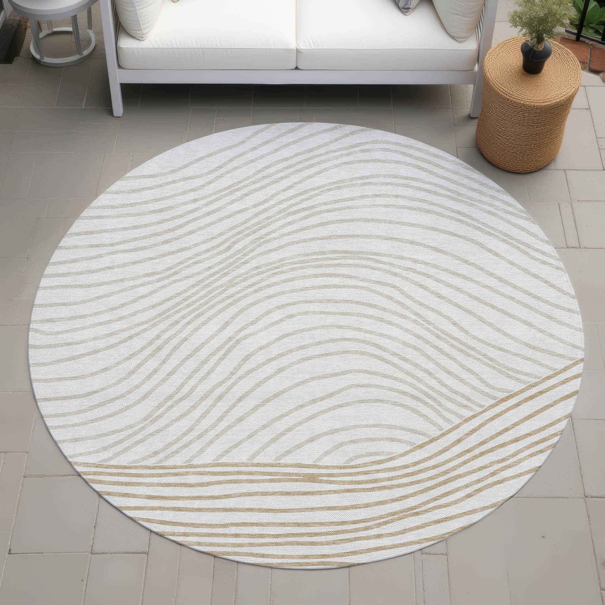 8' Ivory And Wheat Round Striped Washable Indoor Outdoor Area Rug