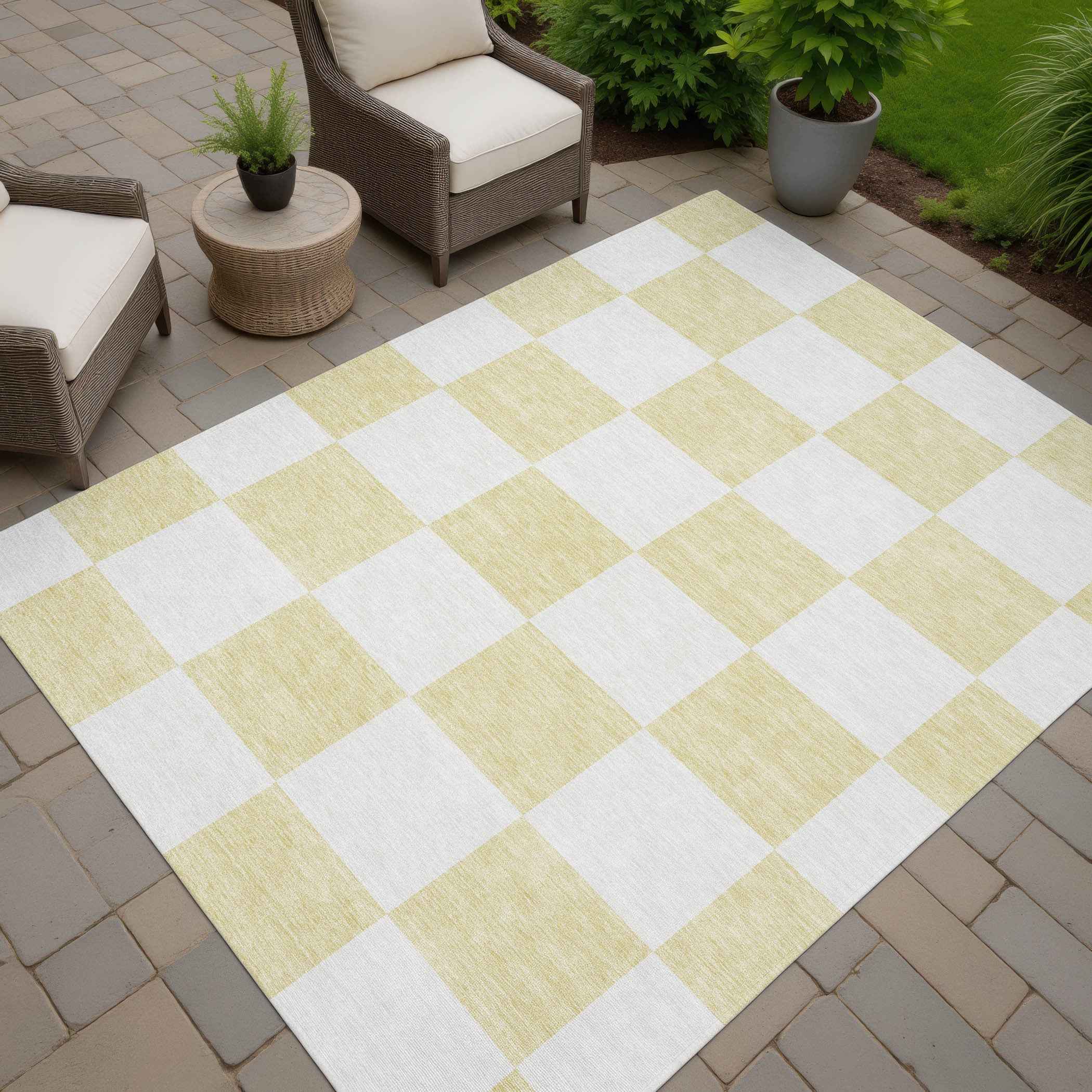 3' X 5' Wheat And Beige Geometric Washable Indoor Outdoor Area Rug