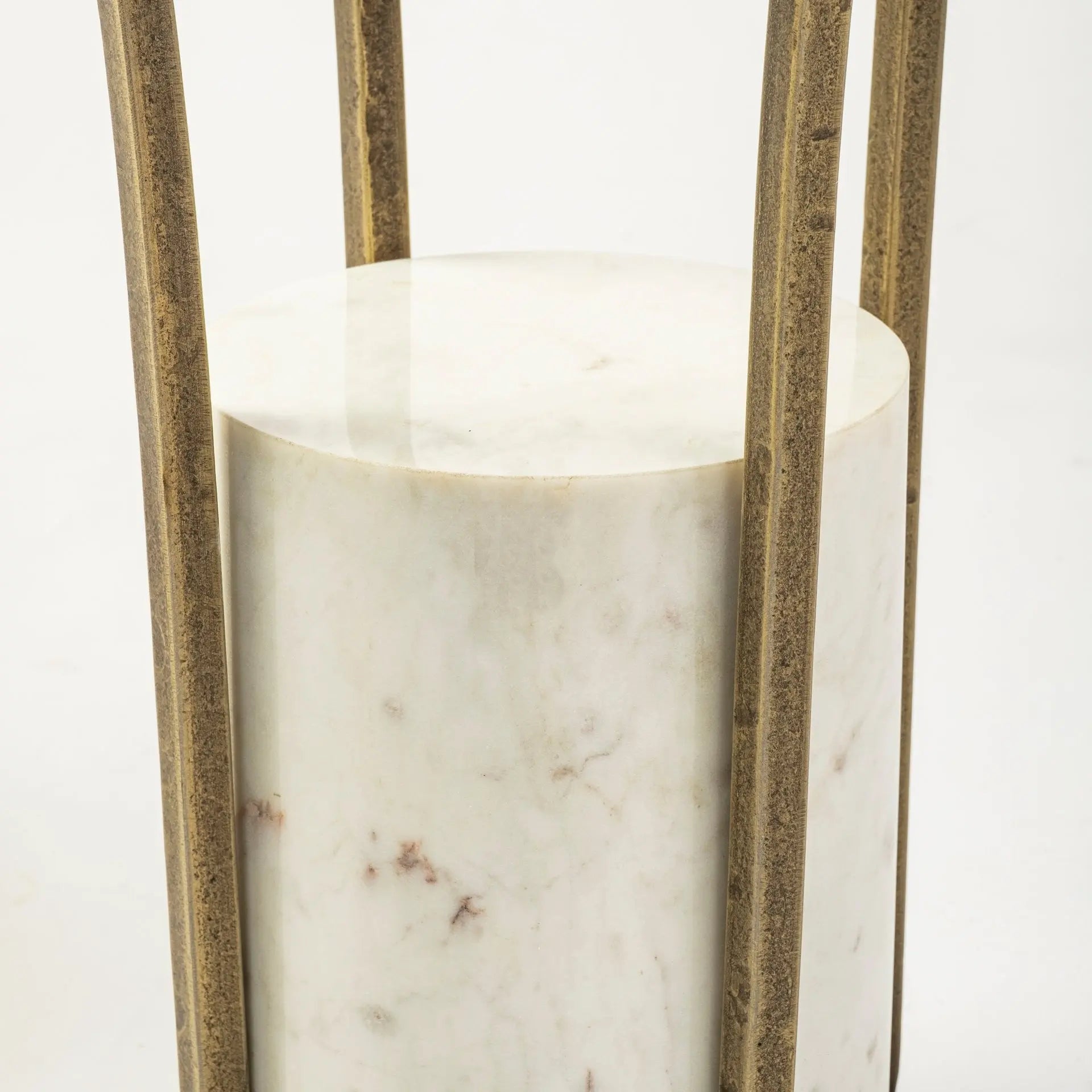 24" Black And White Glass Round End Table - GreatEagleInc