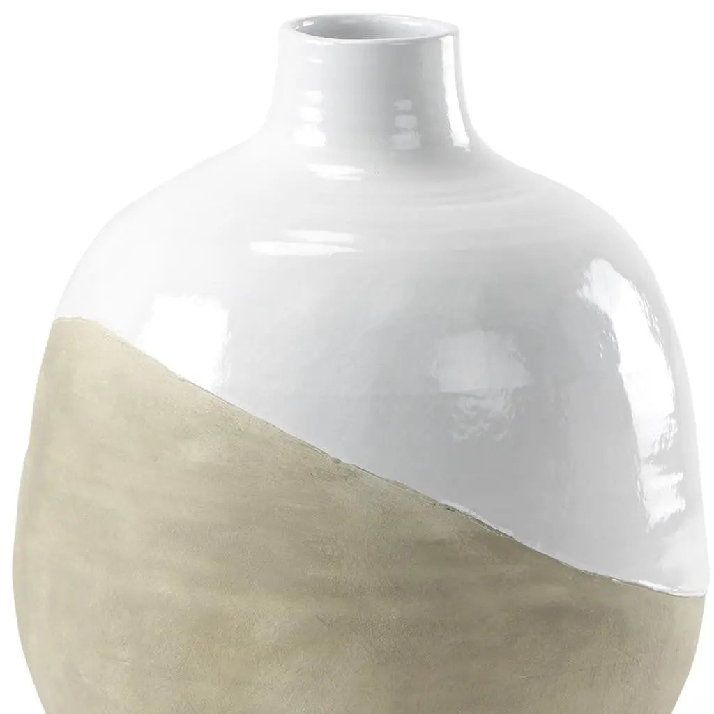 24" White And Beige Ombre Ceramic Round Floor Vase Homeroots Home Decor