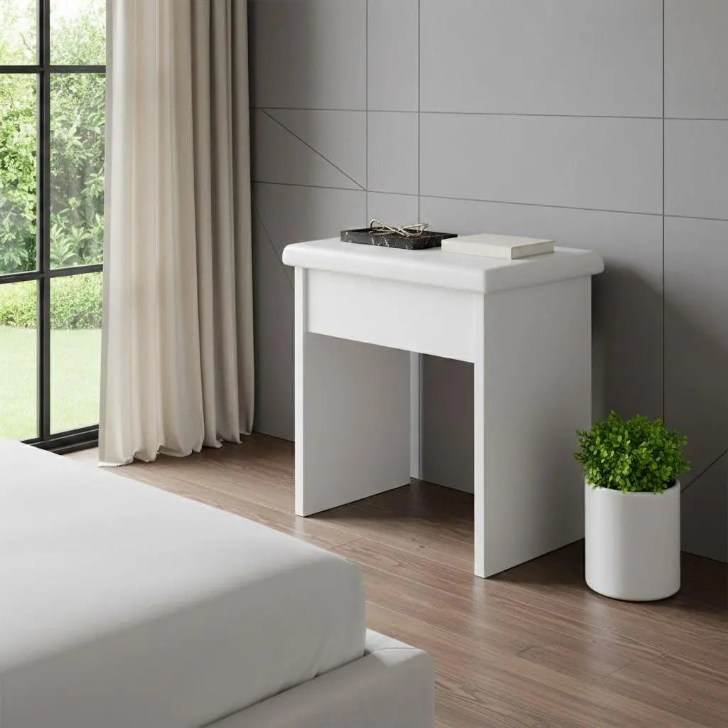 24" White Wood Mirrored Vanity Table And Lights Homeroots Living Room