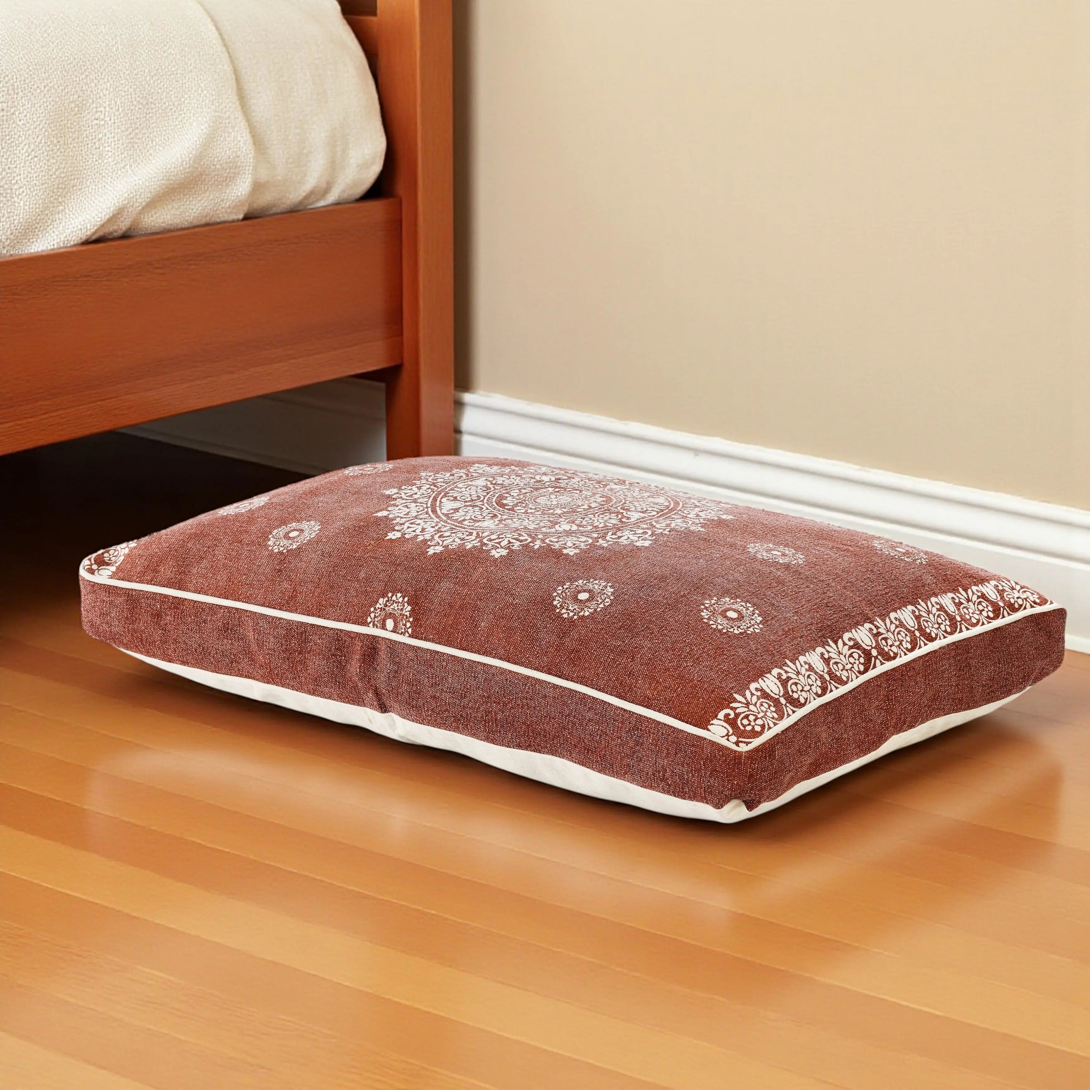 24" X 36" Stonewashed Red Medallion Pillow Style Pet Bed With Removable Cover Homeroots Bed & Bath