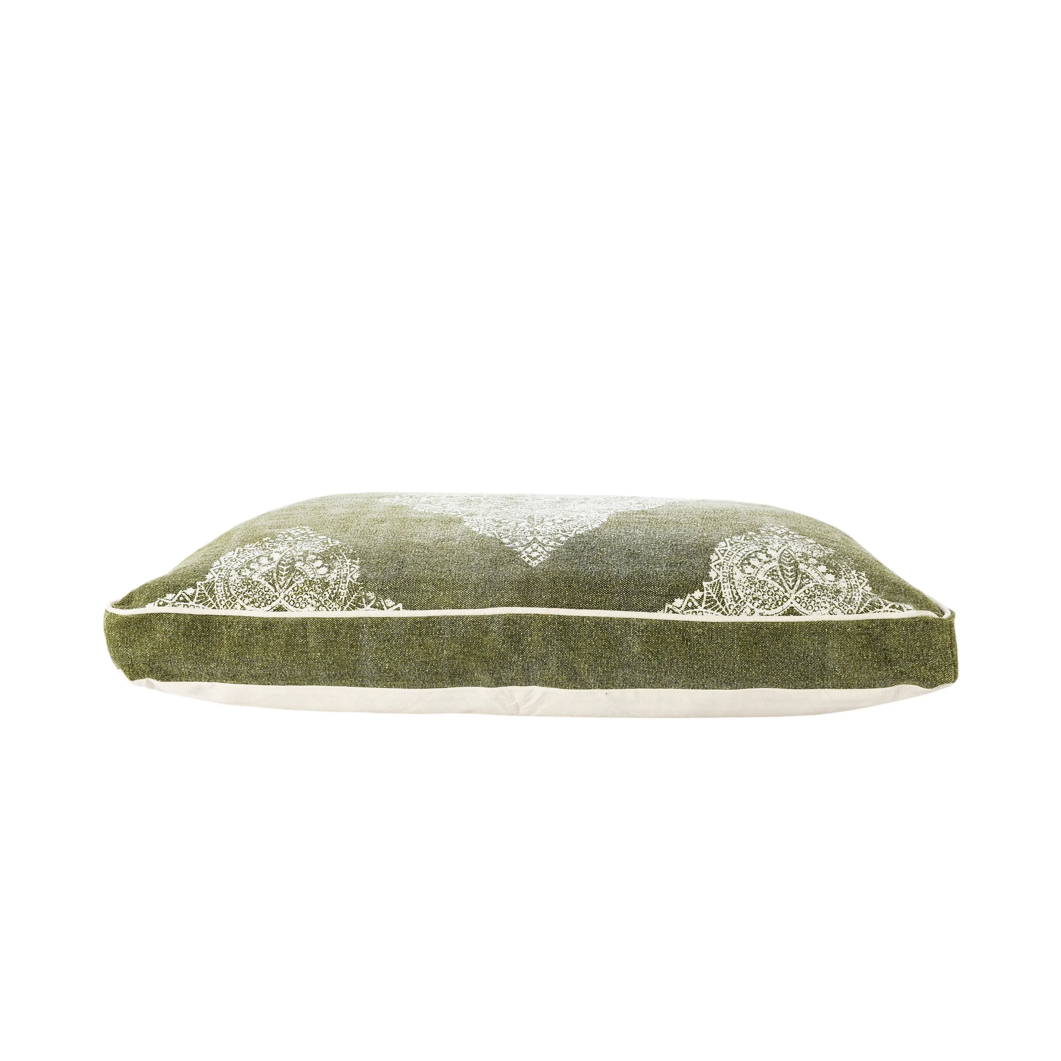 24" X 36" Stonewashed Sage Medallion Pillow Style Pet Bed With Removable Cover Homeroots Bed & Bath