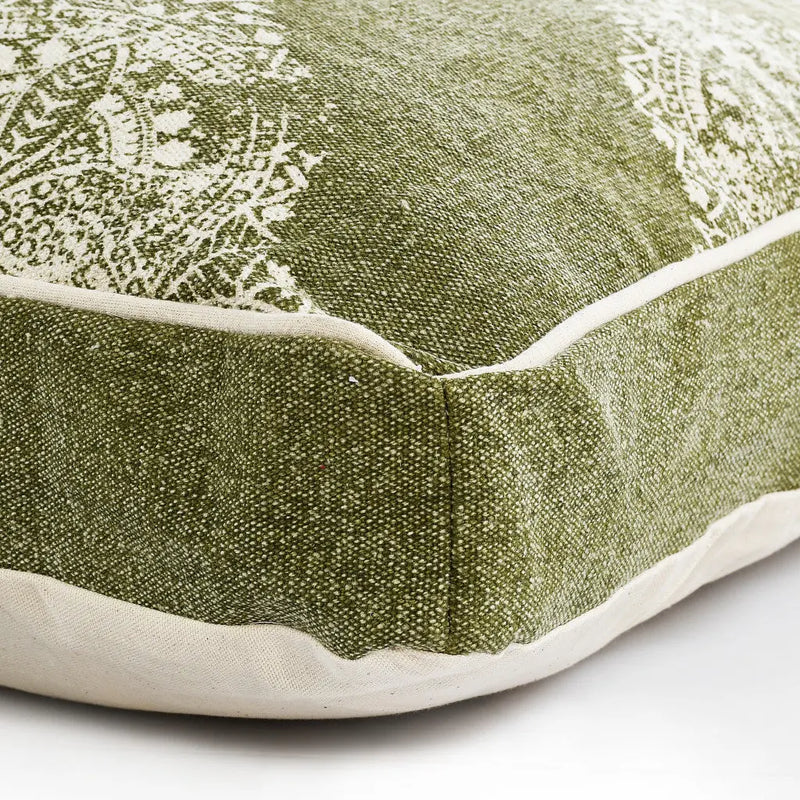 24" X 36" Stonewashed Sage Medallion Pillow Style Pet Bed With Removable Cover Homeroots Bed & Bath