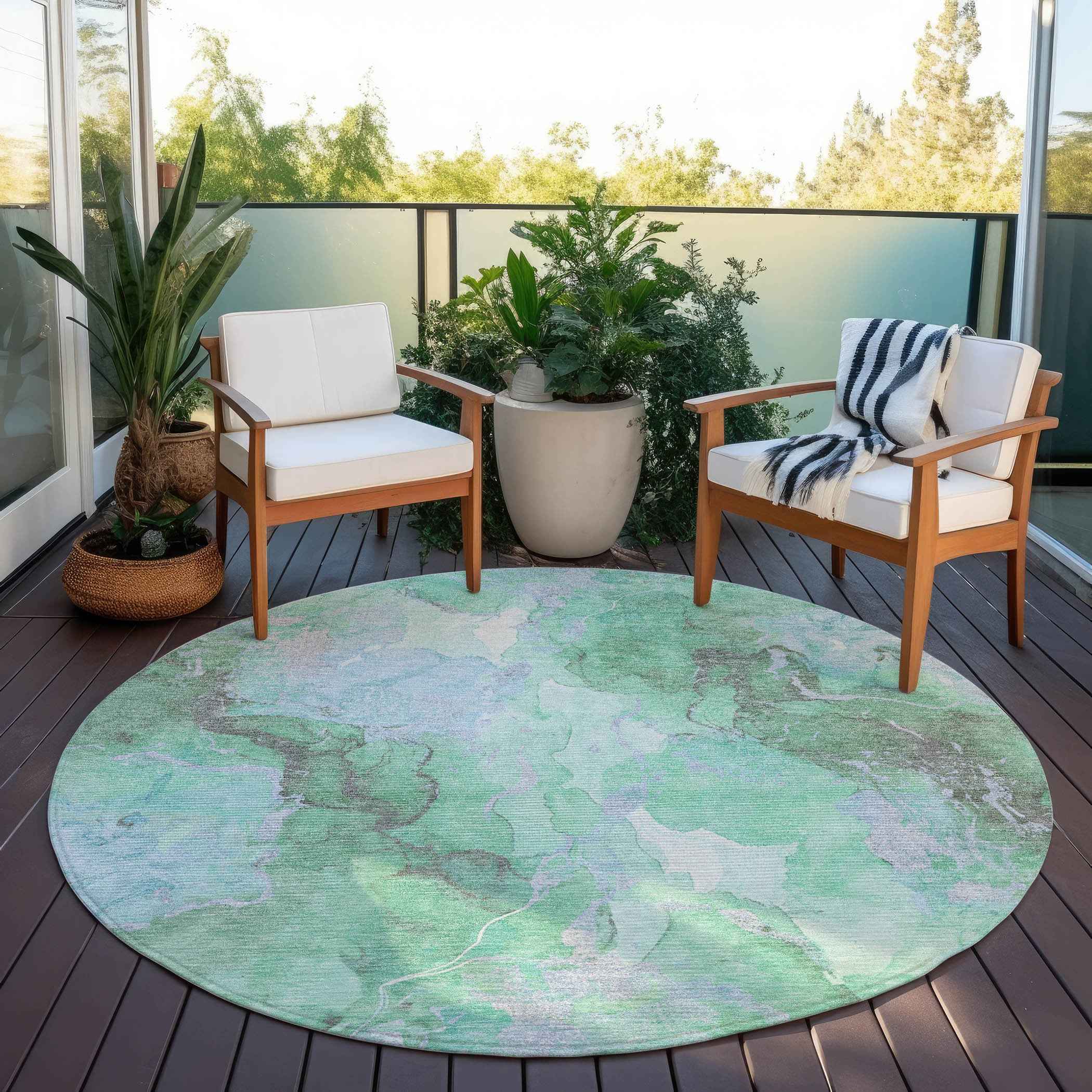 8' Pale Aqua And Mint Green Round Abstract Washable Indoor Outdoor Area Rug