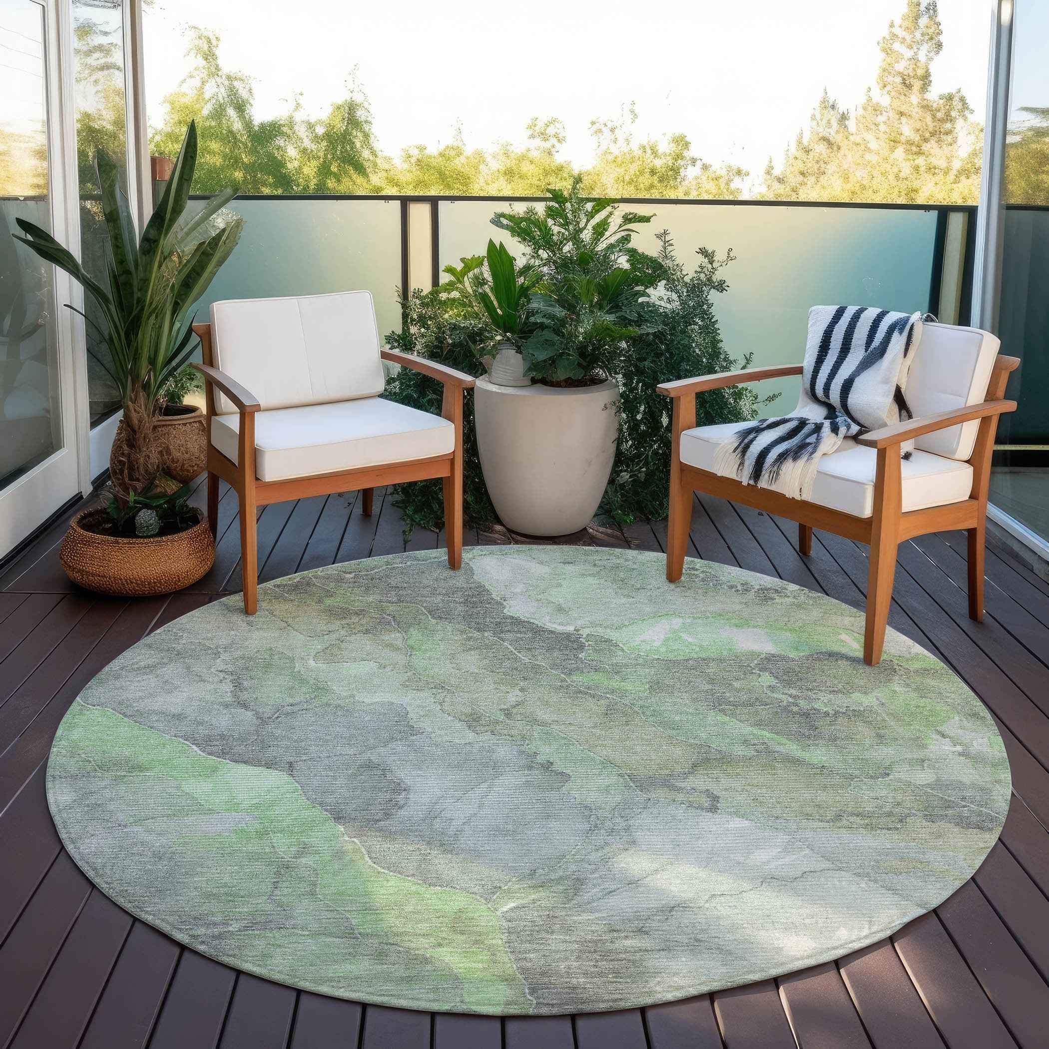8' Green And Gray Round Floral Washable Indoor Outdoor Area Rug