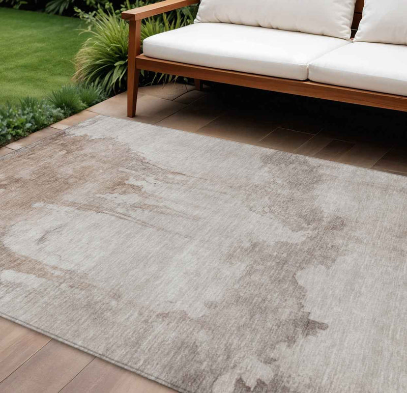 8' X 10' Taupe And Ivory Abstract Washable Indoor Outdoor Area Rug