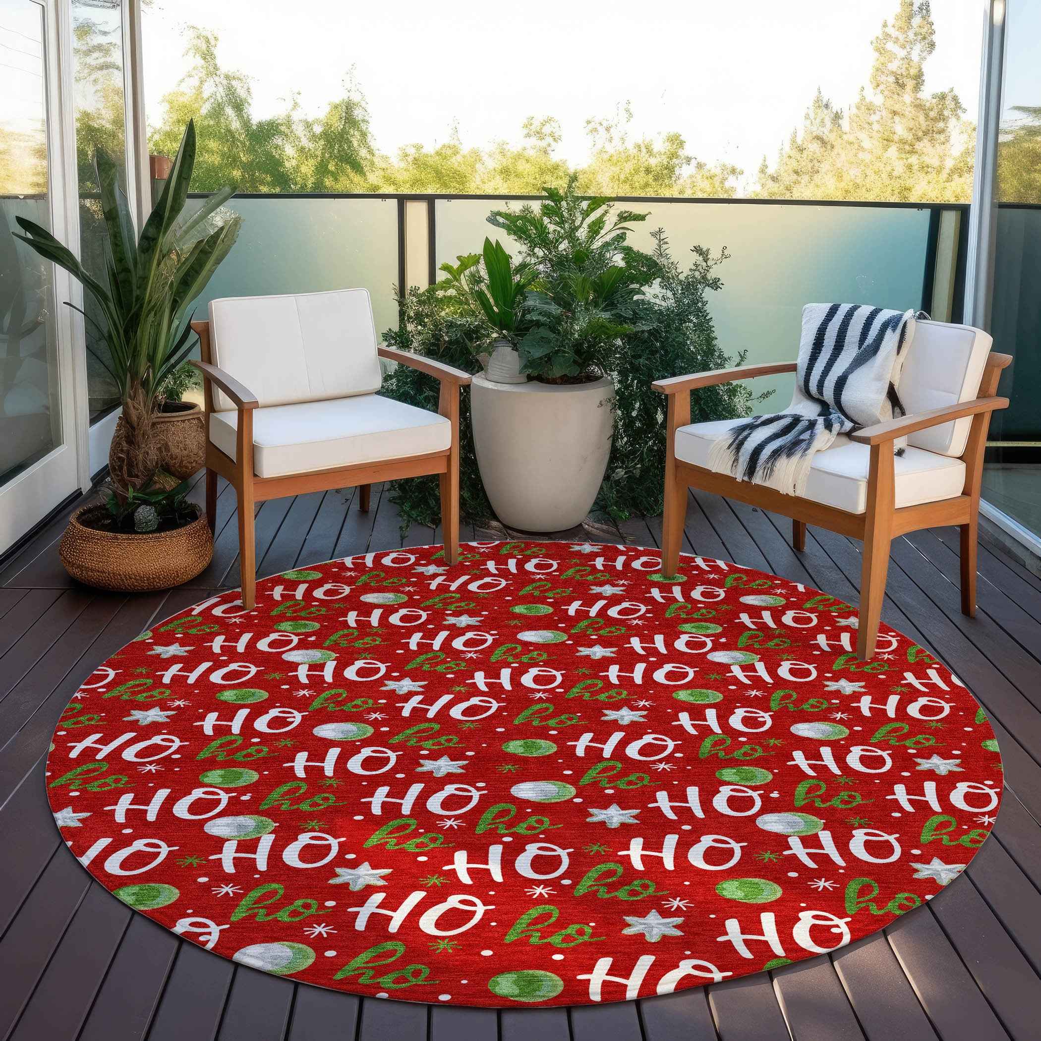 8' Red White And Green Round Polka Dot Washable Indoor Outdoor Area Rug