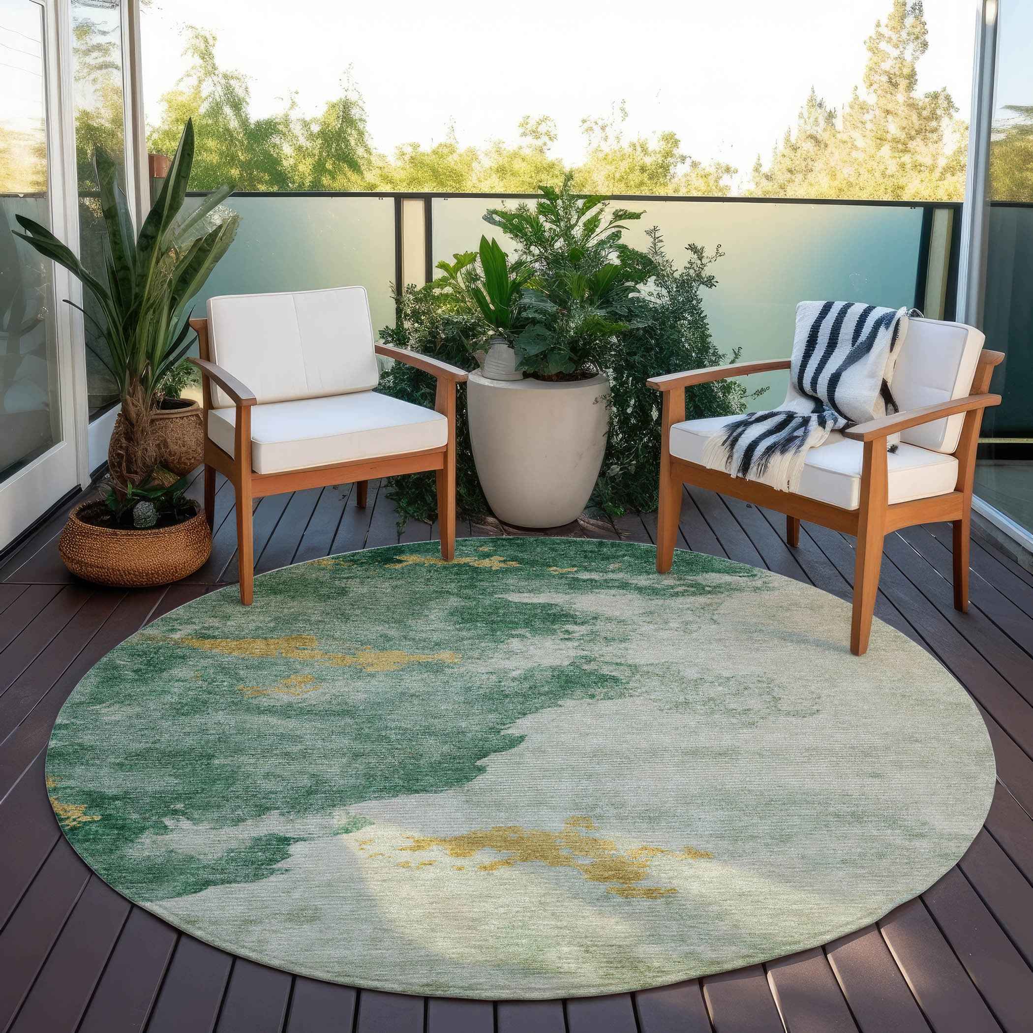 8' Emerald Sage And Ivory Round Abstract Washable Indoor Outdoor Area Rug