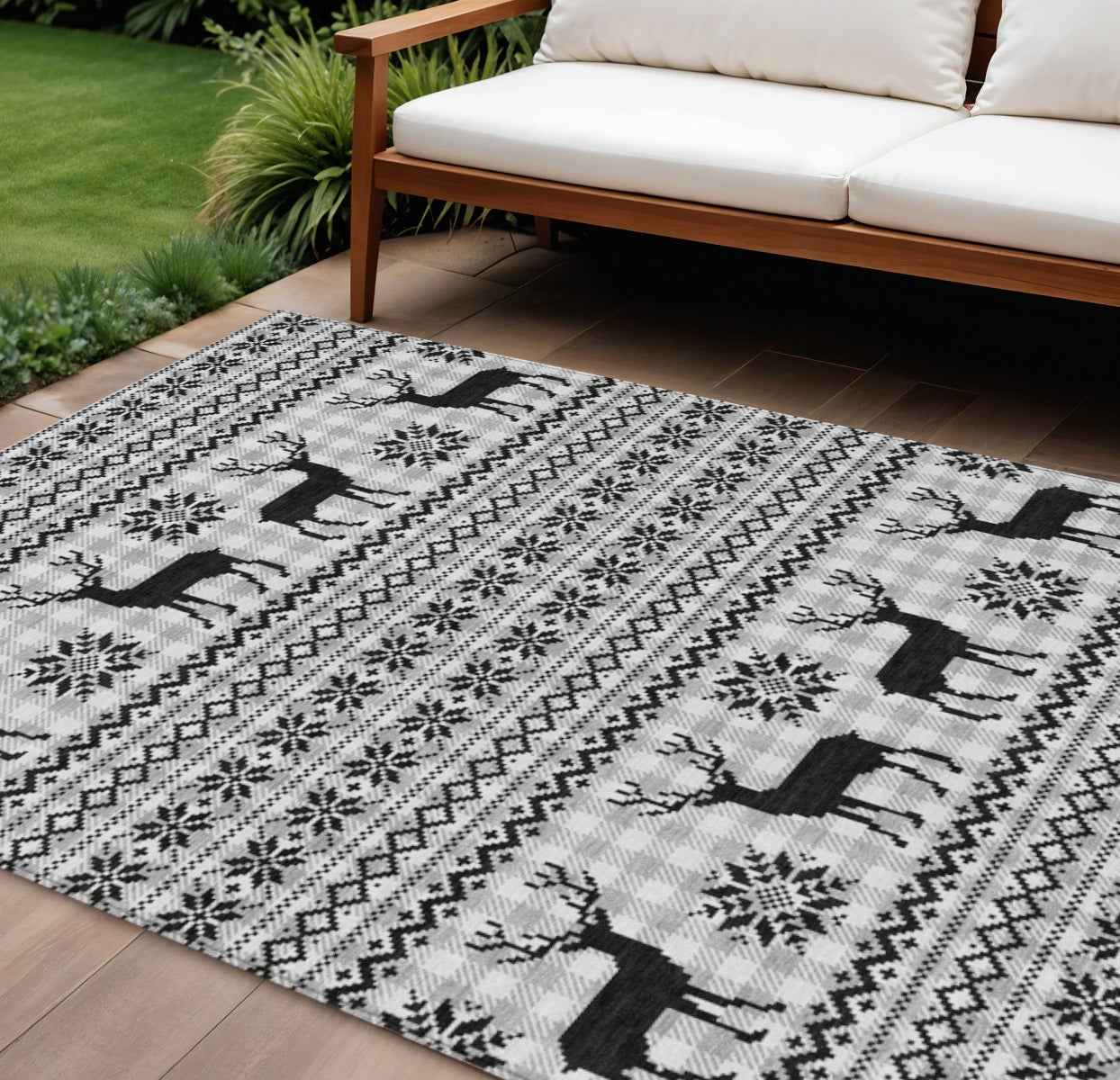 10' X 14' Silver Black And Ivory Animal Print Washable Indoor Outdoor Area Rug