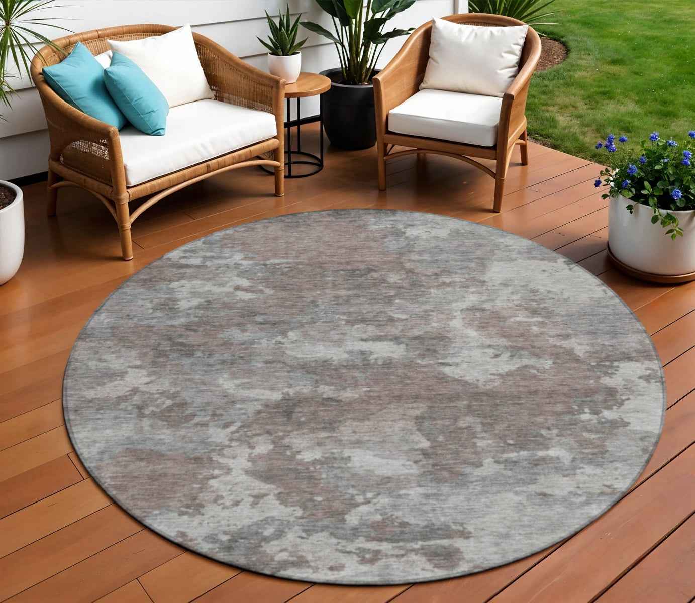 8' Brown And Ivory Round Abstract Washable Indoor Outdoor Area Rug