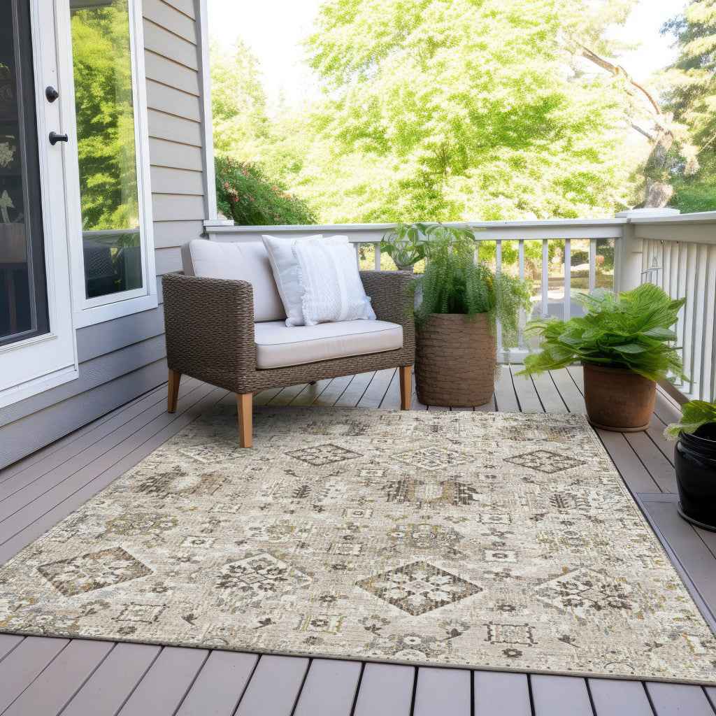 3' X 5' Linen And Ivory Floral Medallion Washable Indoor Outdoor Area Rug