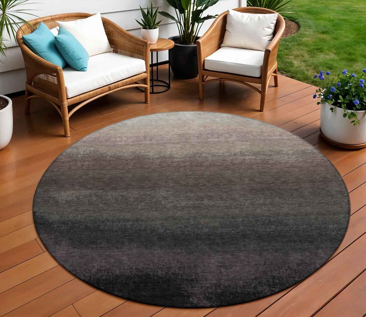 8' Black And Silver Round Ombre Washable Indoor Outdoor Area Rug