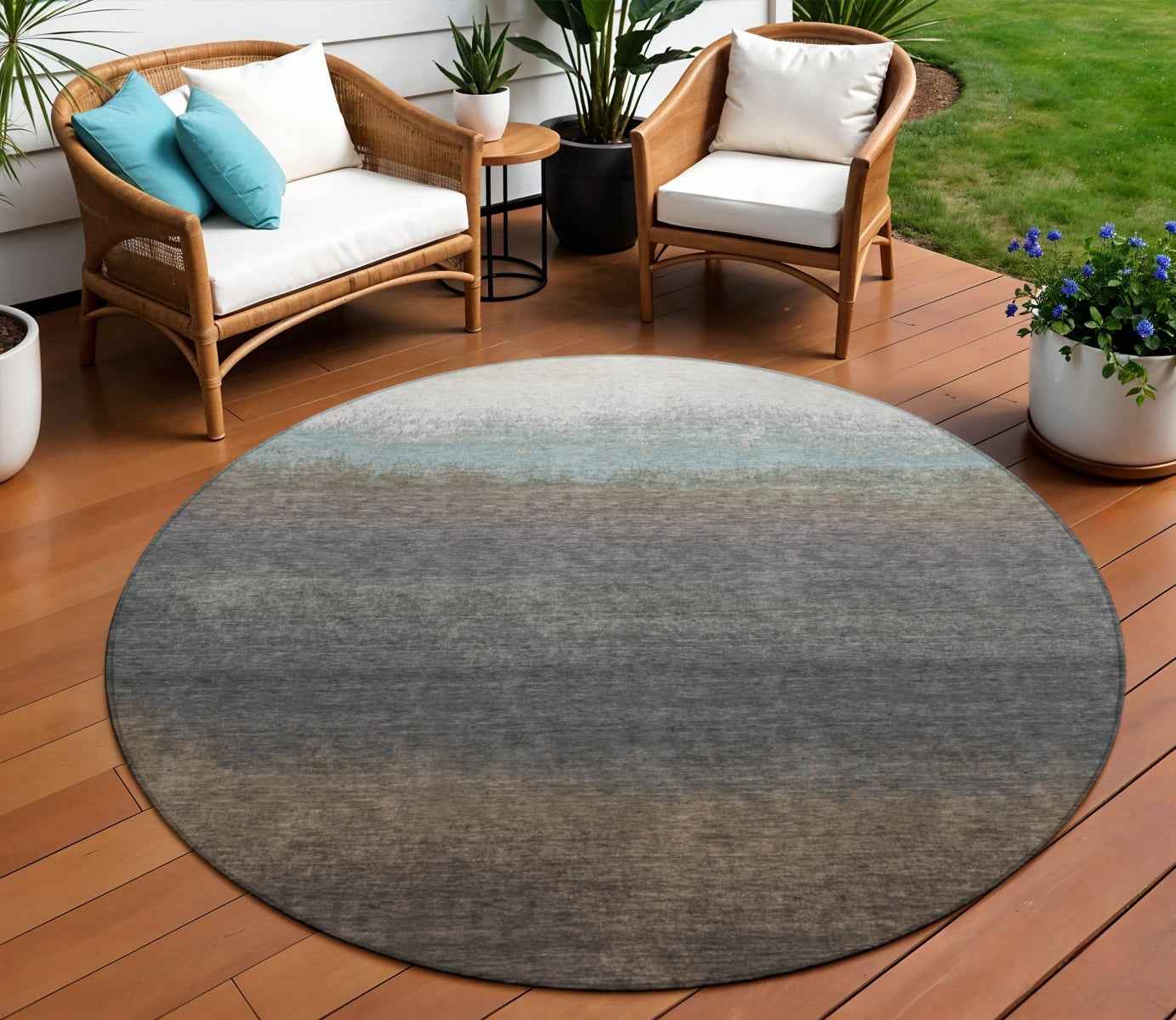 8' Brown And Beige Round Ombre Washable Indoor Outdoor Area Rug