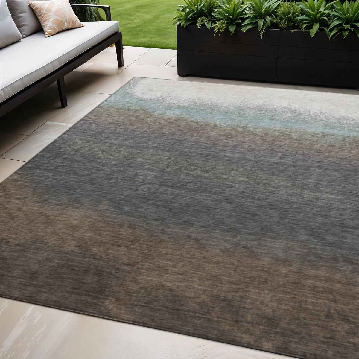 5' X 8' Brown And Beige Ombre Washable Indoor Outdoor Area Rug