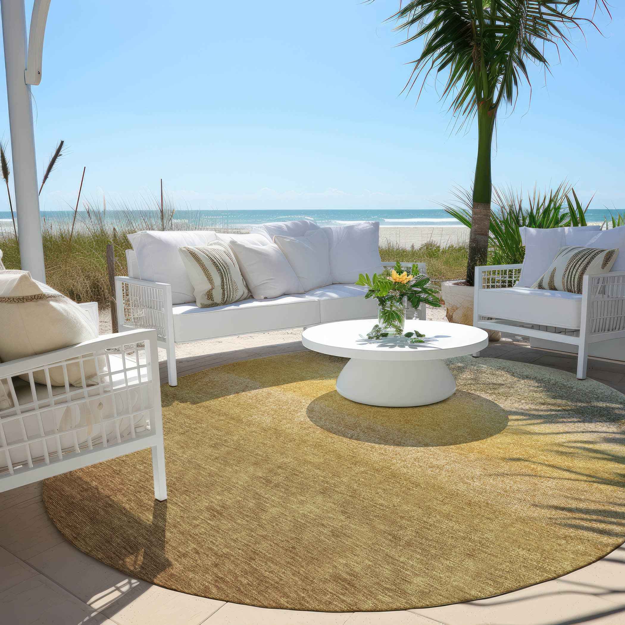 8' Gold And Wheat Round Ombre Washable Indoor Outdoor Area Rug