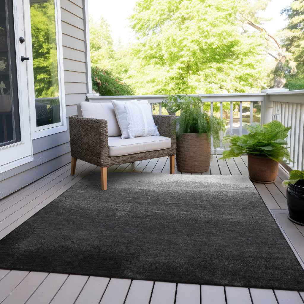 9' X 12' Gray And Silver Ombre Washable Indoor Outdoor Area Rug