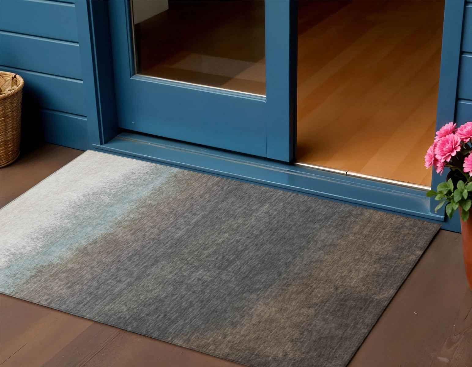 3' X 5' Brown And Beige Ombre Washable Indoor Outdoor Area Rug