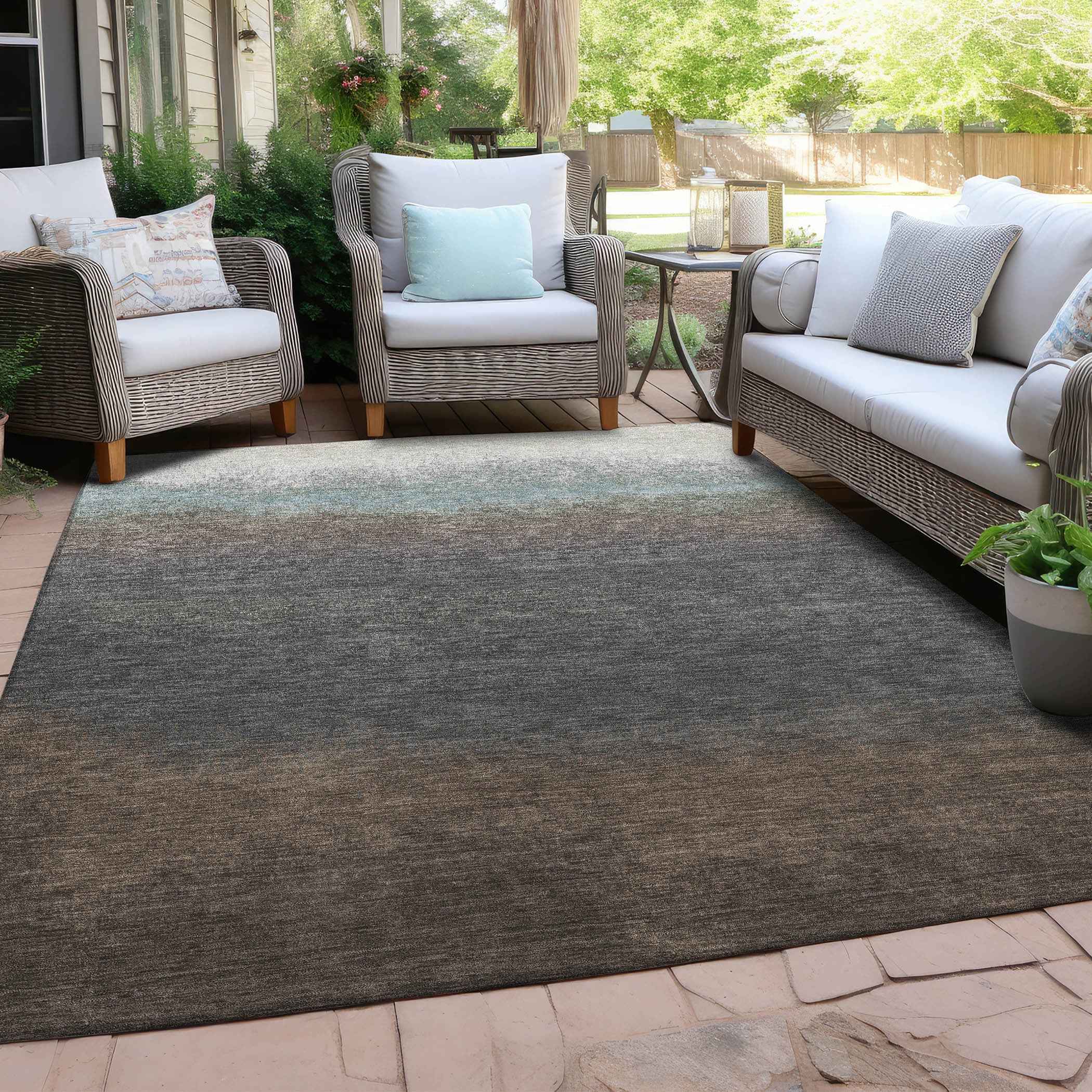 3' X 5' Brown And Beige Ombre Washable Indoor Outdoor Area Rug