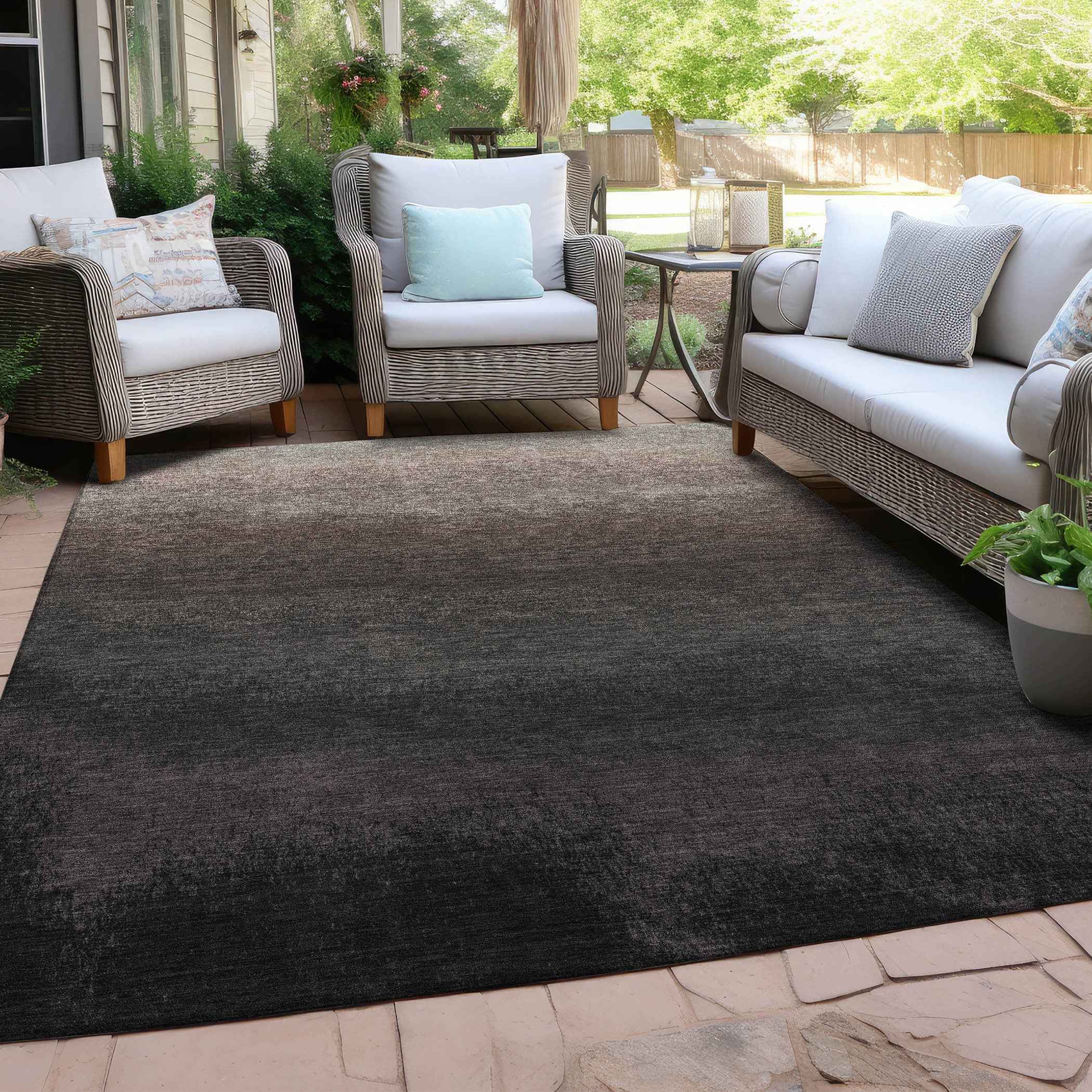 9' X 12' Black And Silver Ombre Washable Indoor Outdoor Area Rug