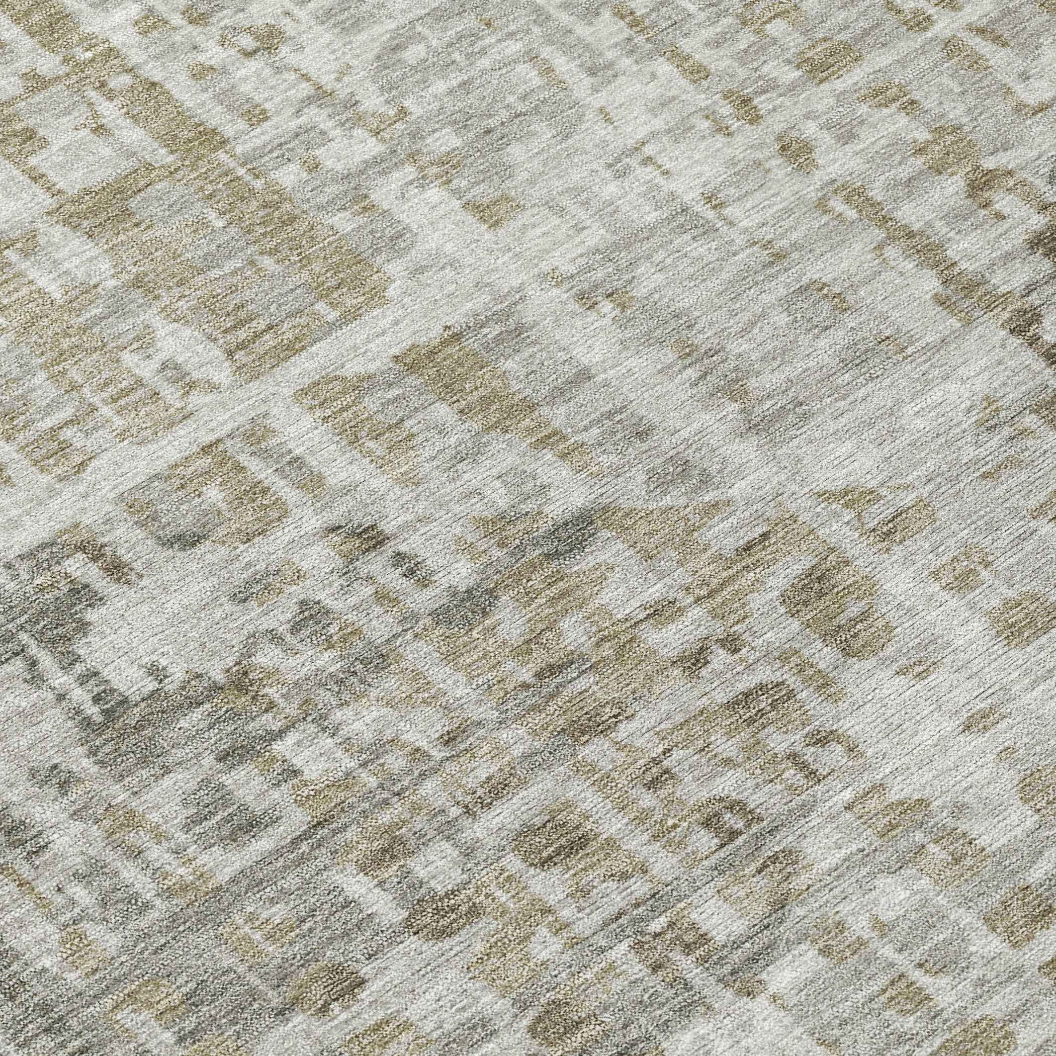 8' Pewter And Beige Round Geometric Washable Indoor Outdoor Area Rug