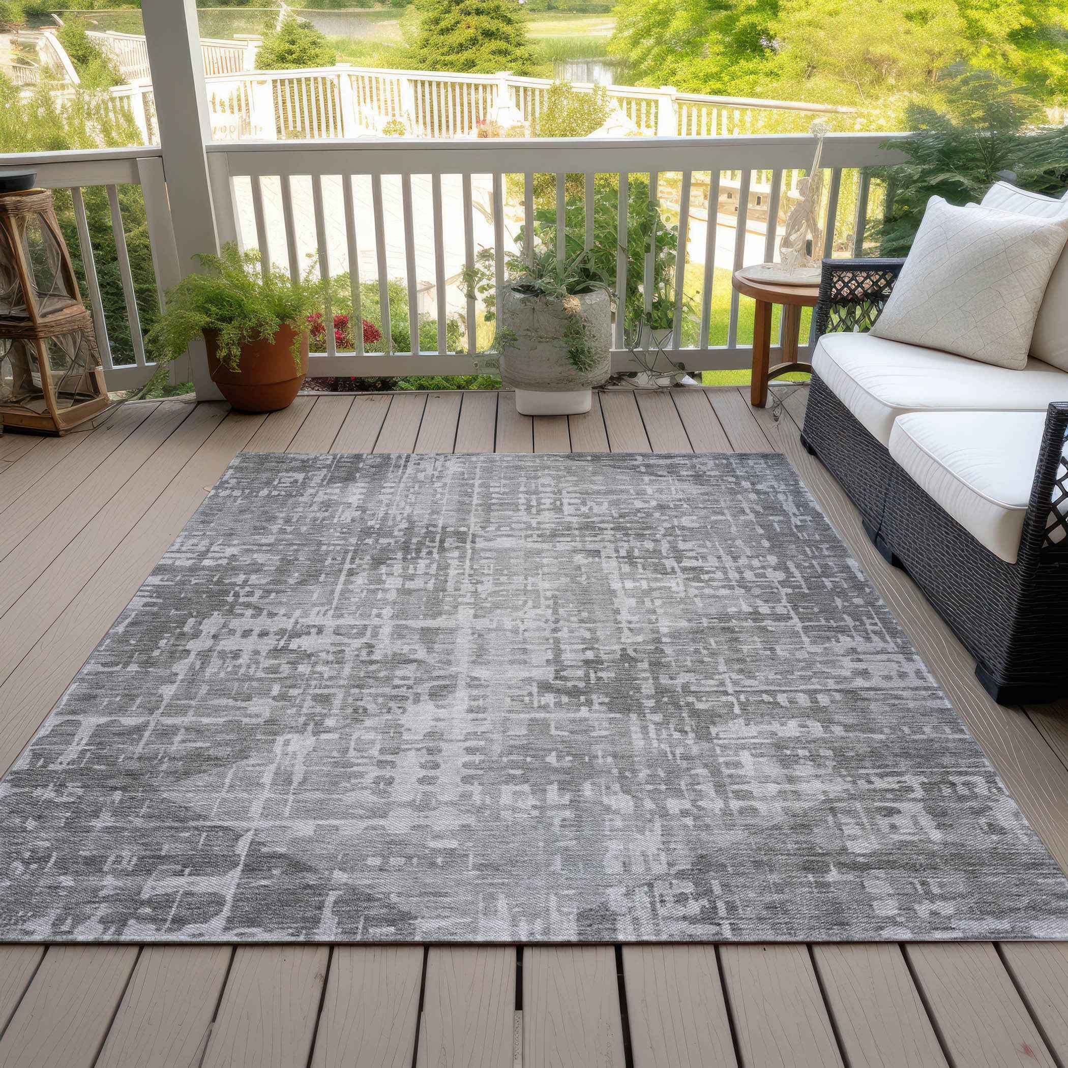 5' X 8' Gray And Silver Geometric Washable Indoor Outdoor Area Rug