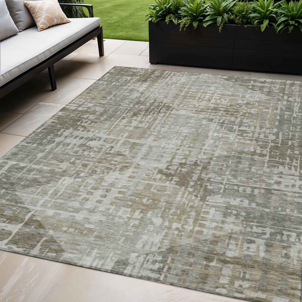 5' X 8' Pewter And Beige Geometric Washable Indoor Outdoor Area Rug