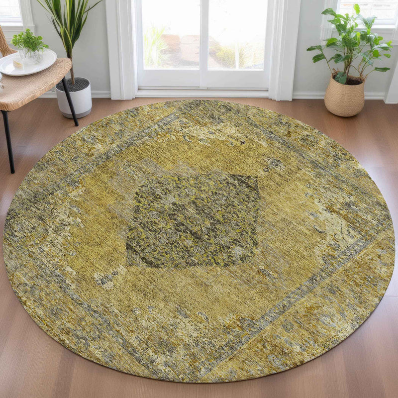 8' Wheat And Gray Round Medallion Washable Indoor Outdoor Area Rug
