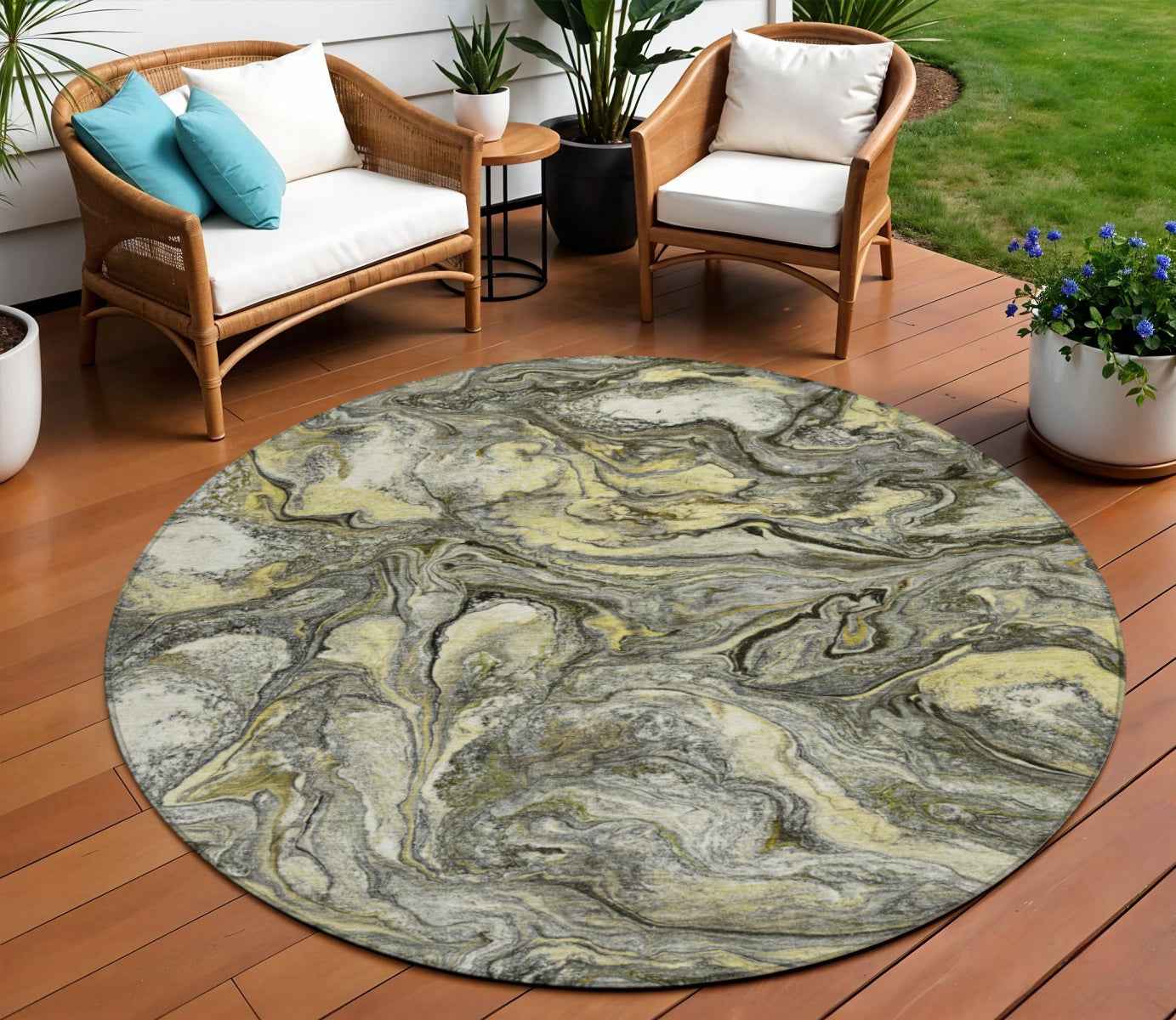 8' Pewter And Gold Round Abstract Washable Indoor Outdoor Area Rug