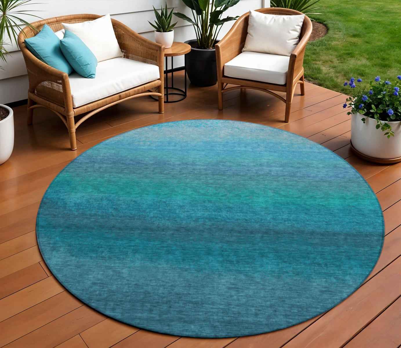 8' Teal Blue And Sky Blue Round Ombre Washable Indoor Outdoor Area Rug