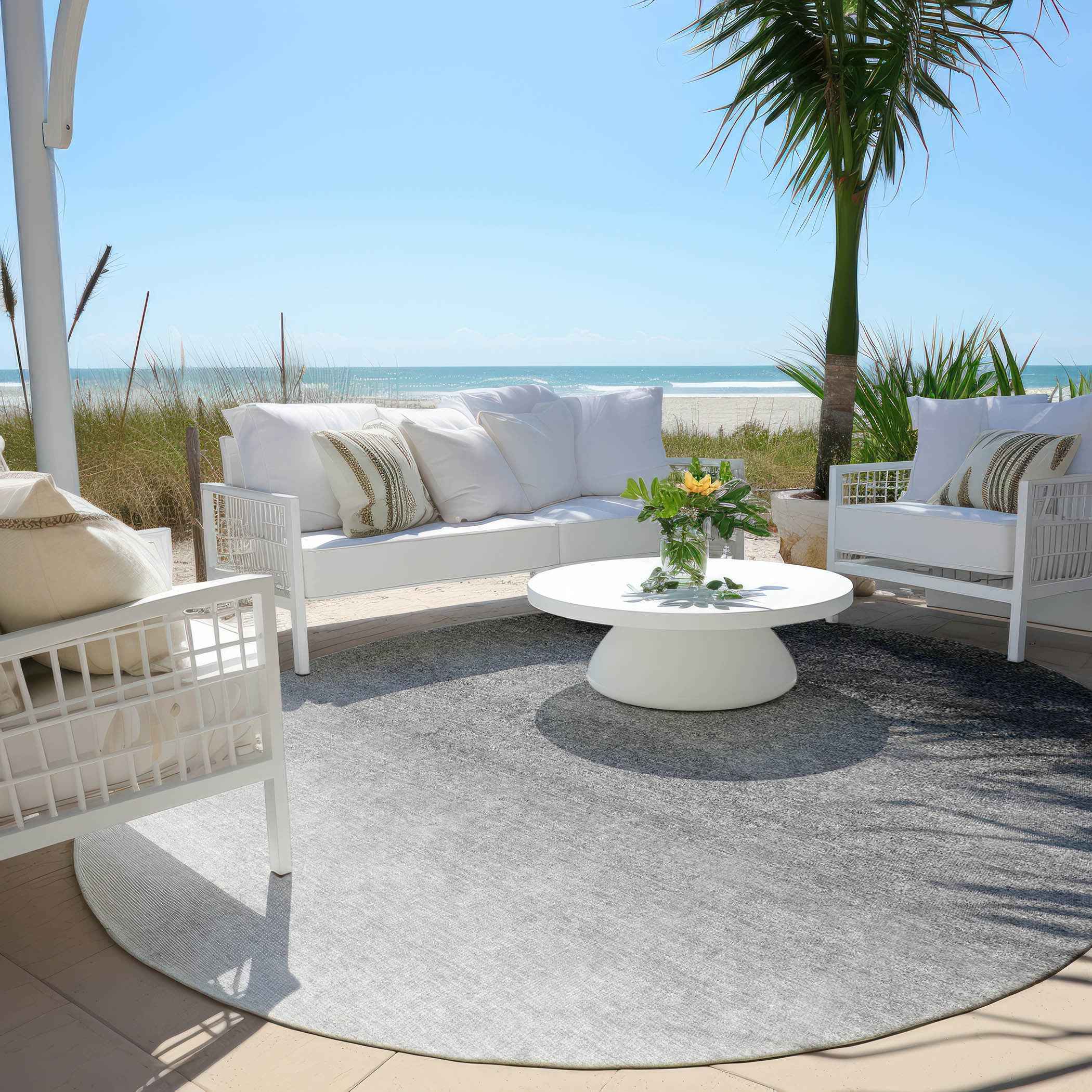 8' Silver And Black Round Ombre Washable Indoor Outdoor Area Rug