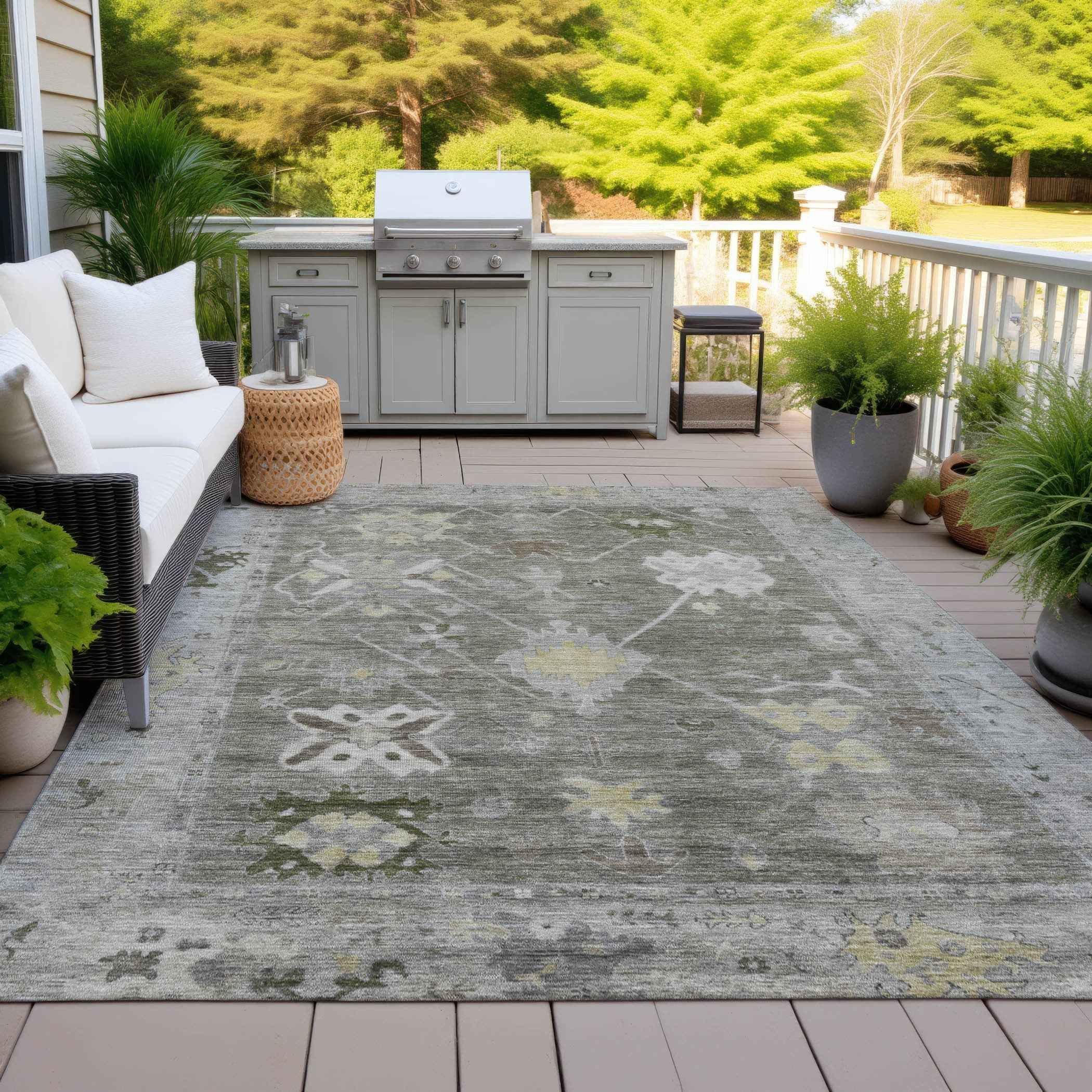 5' X 8' Pewter And Gold Tribal Washable Indoor Outdoor Area Rug