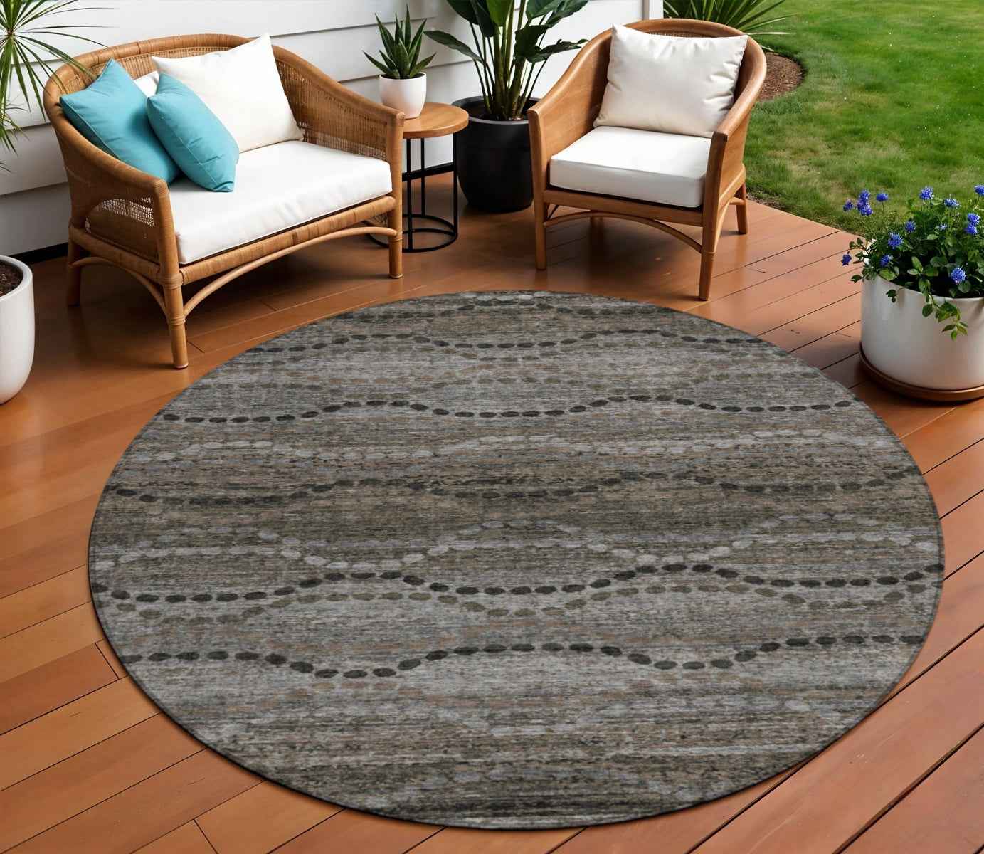 8' Chocolate And Gray Round Ogee Washable Indoor Outdoor Area Rug