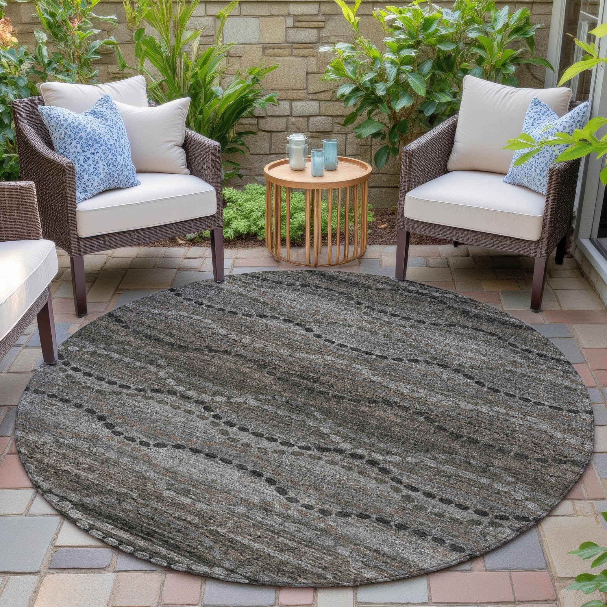 8' Chocolate And Gray Round Ogee Washable Indoor Outdoor Area Rug