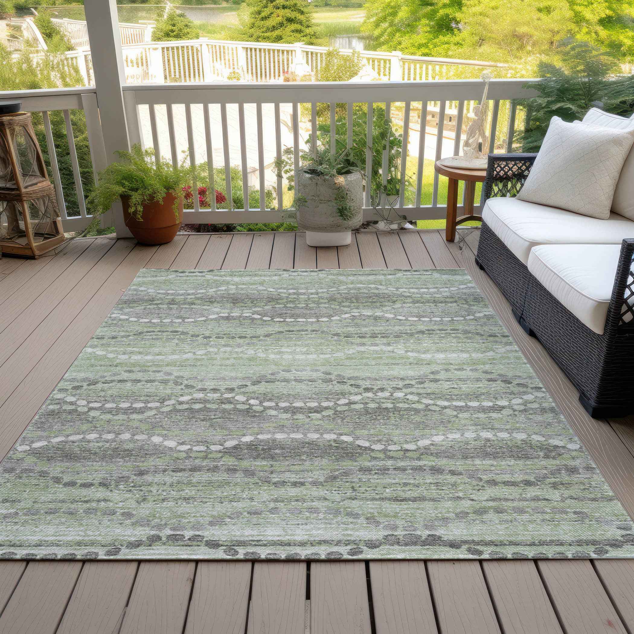 3' X 5' Green And Ivory Ogee Washable Indoor Outdoor Area Rug