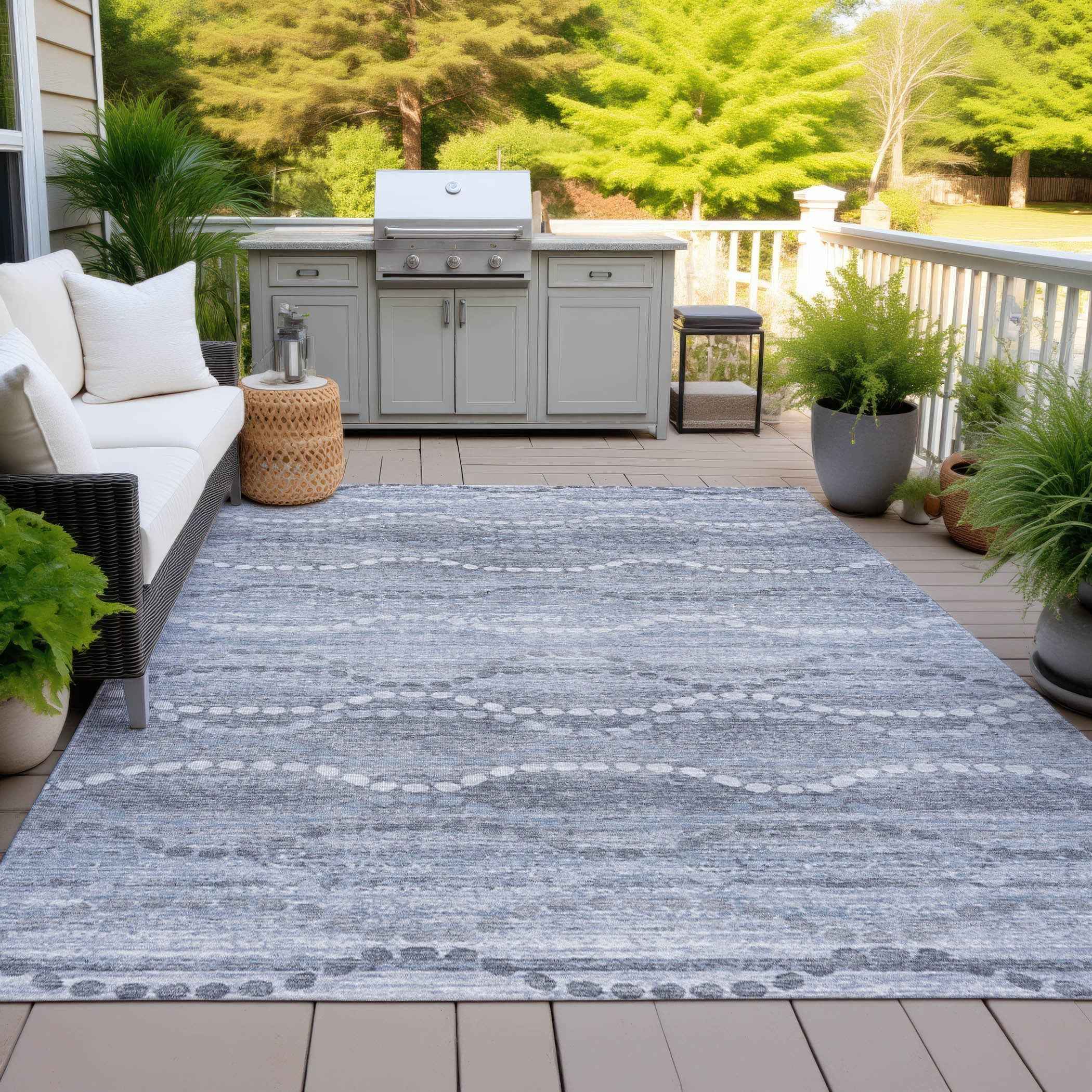 5' X 8' Blue And Ivory Ogee Washable Indoor Outdoor Area Rug