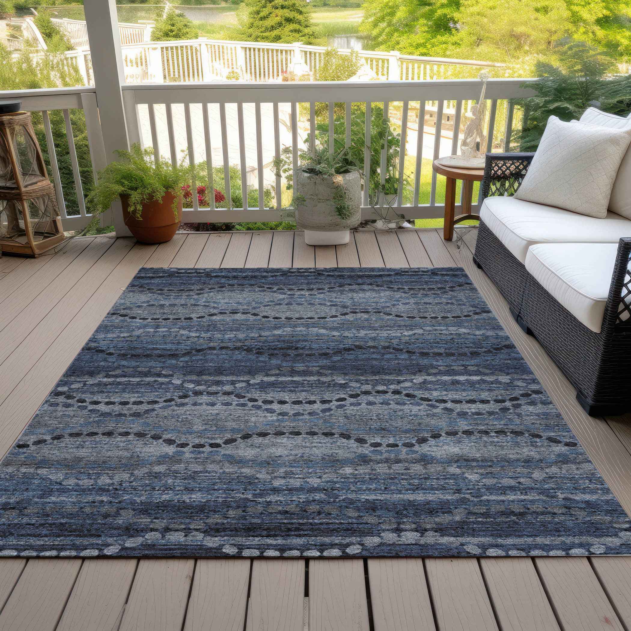 5' X 8' Navy Blue And Gray Ogee Washable Indoor Outdoor Area Rug