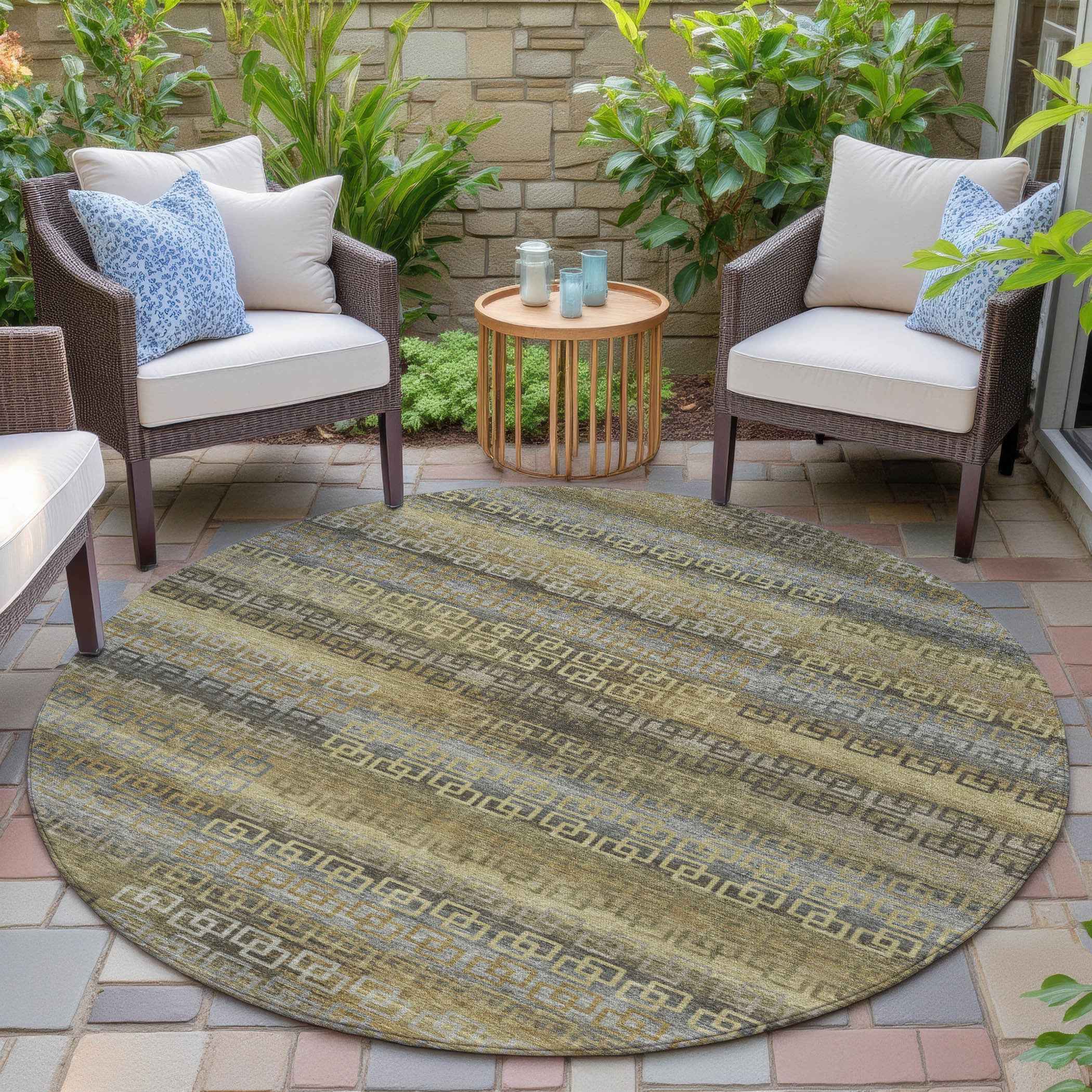 8' Wheat And Brown Round Striped Washable Indoor Outdoor Area Rug