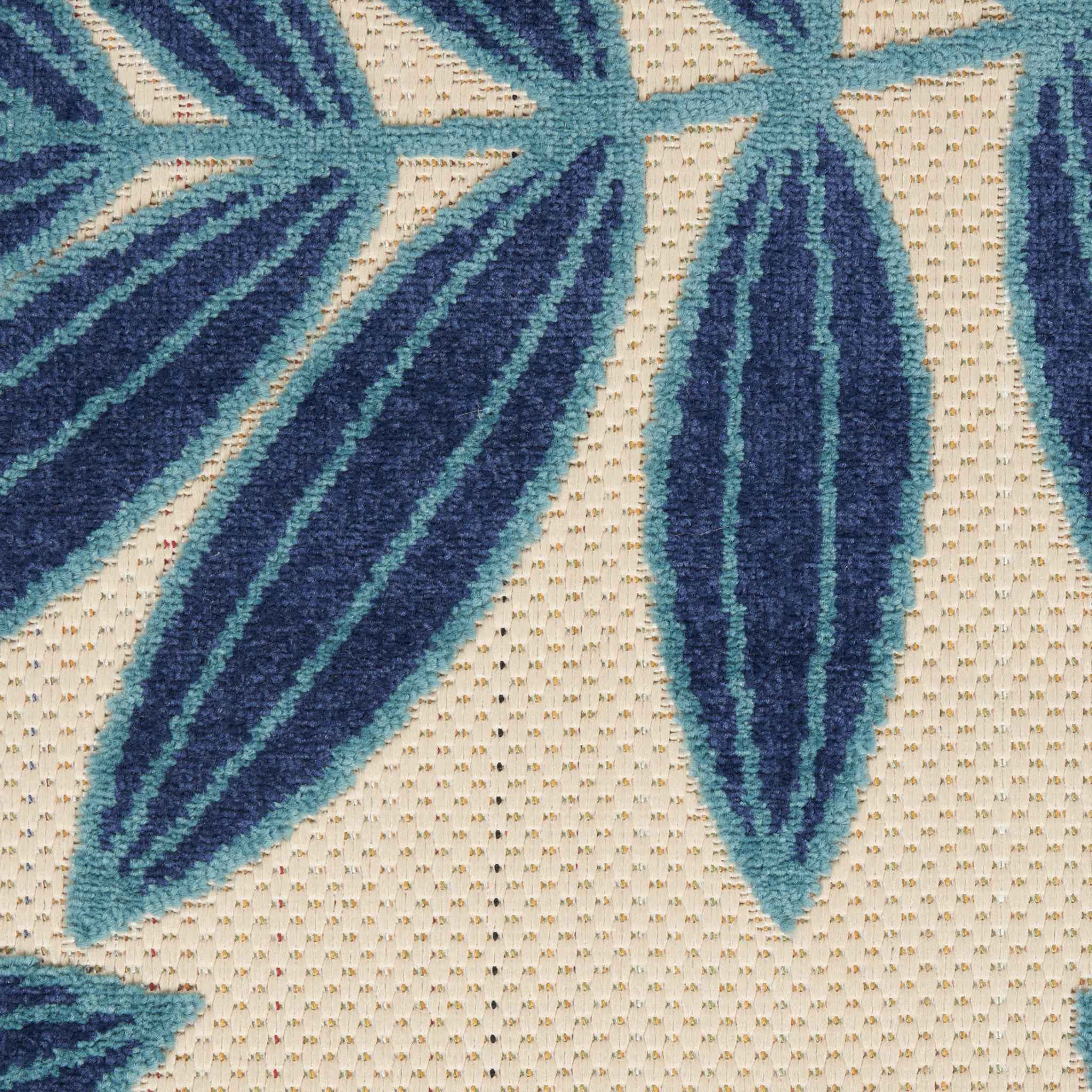 6' X 9' Blue And Ivory Floral Indoor Outdoor Area Rug