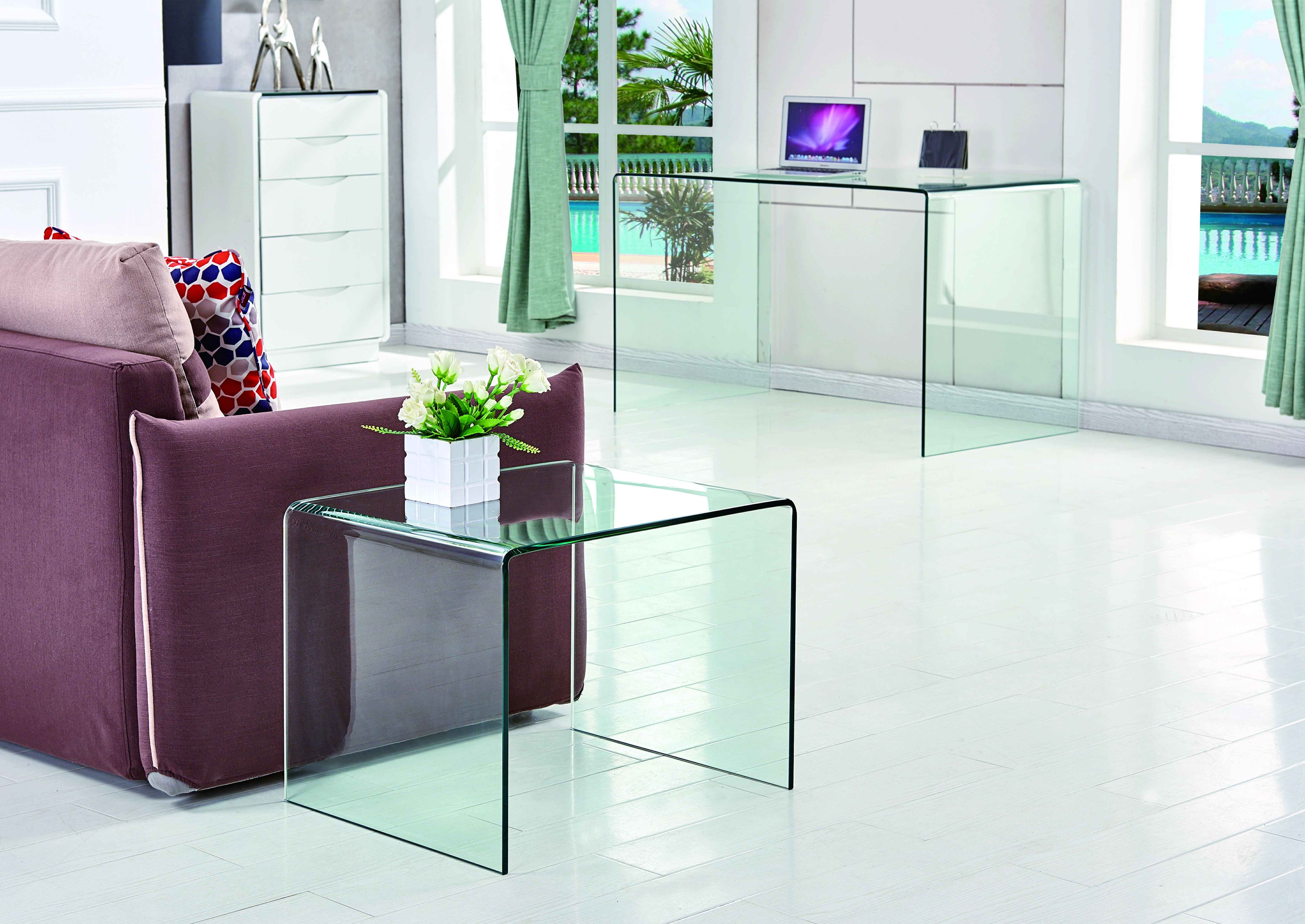 19" Clear Glass Sled End Table