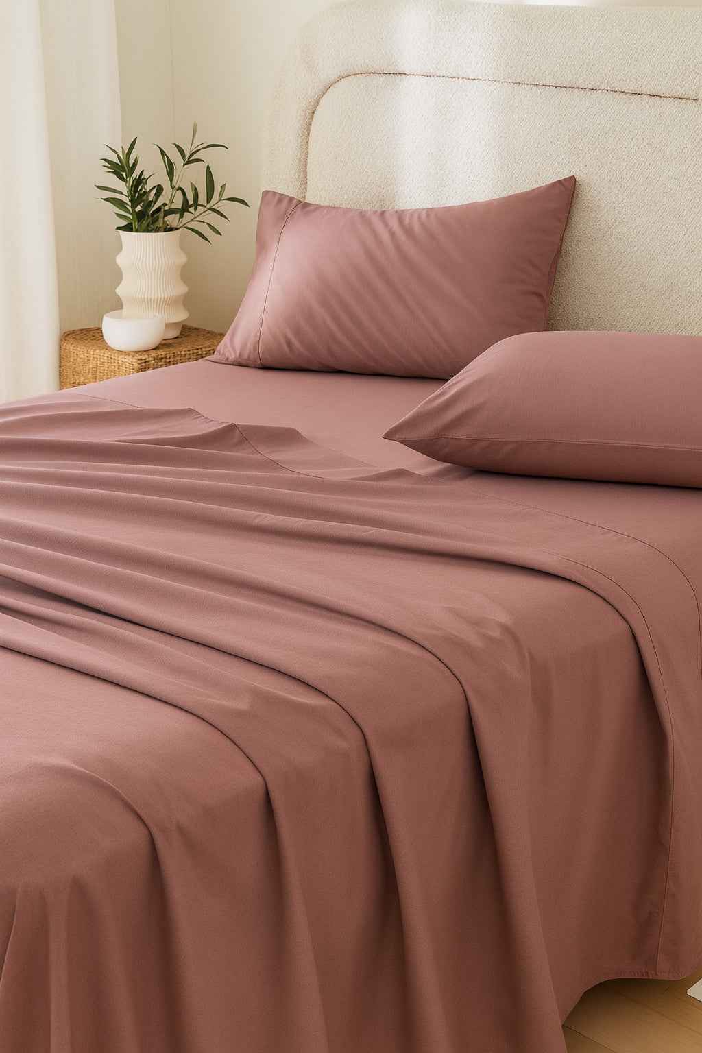 Four Piece Pink Cotton King Sheet Set