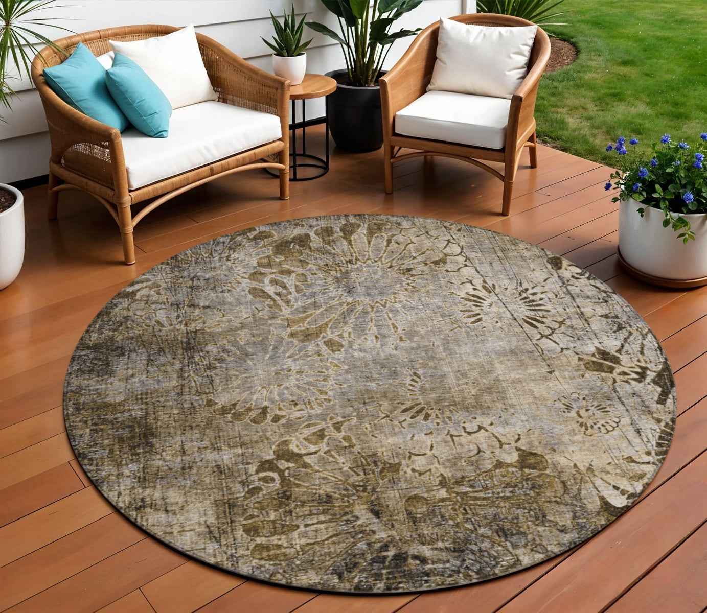 8' Brown And Beige Round Floral Washable Indoor Outdoor Area Rug