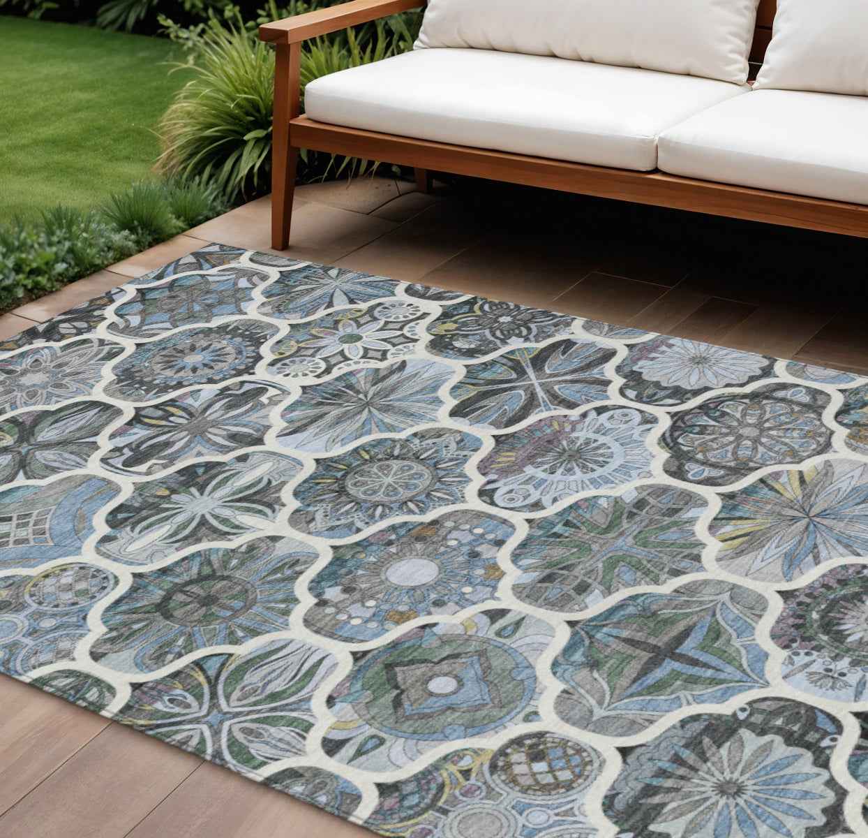 10' X 14' Blue And Ivory Quatrefoil Washable Indoor Outdoor Area Rug